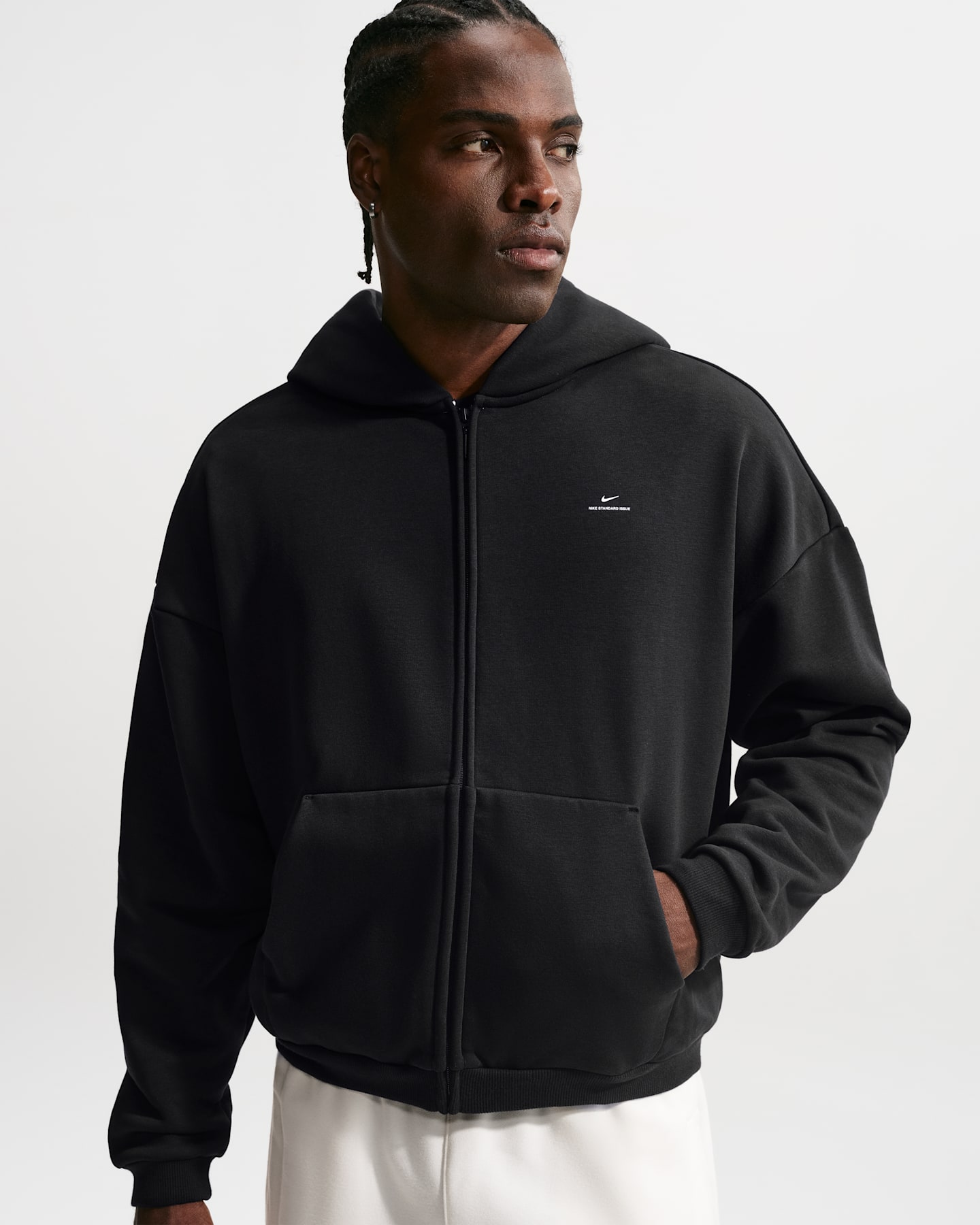 Мужское баскетбольное худи на молнии Nike Standard Issue Therma-FIT, цвет: Чёрный / Бледная слоновая кость — фото 11