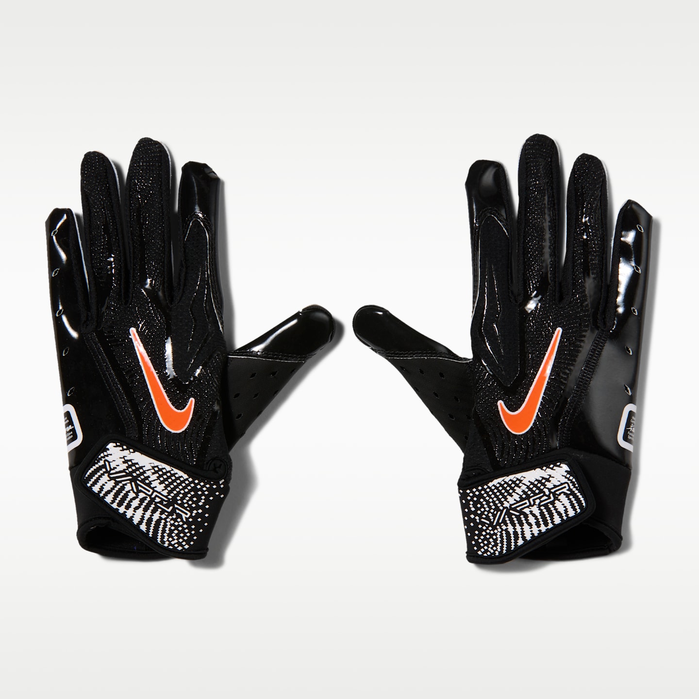 Детские футбольные перчатки Nike Vapor Jet 9.0 Ja'Marr Chase, 1 пара, цвет: Чёрный / Яркий оранжевый — фото 1