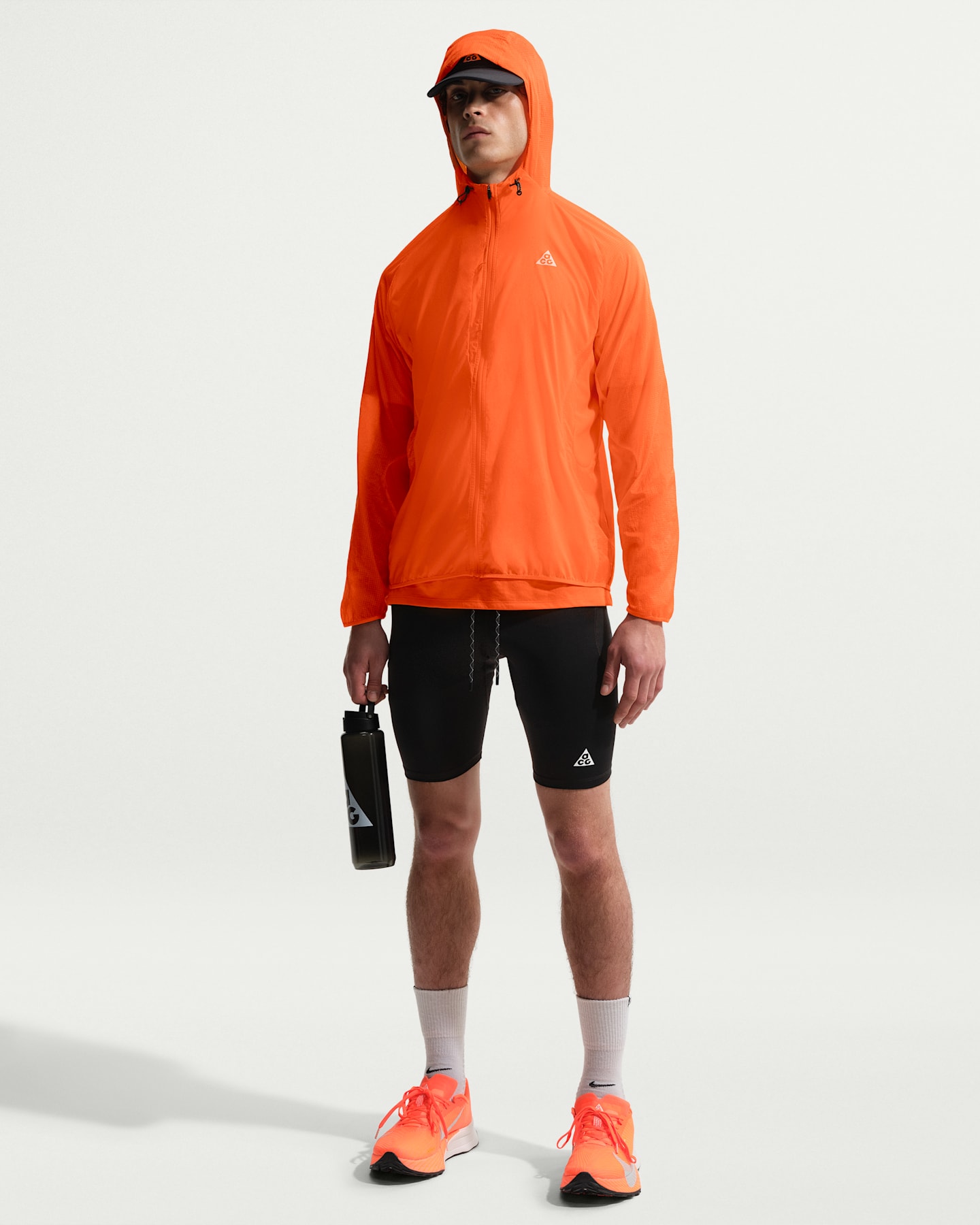 Мужские тайтсы для трейлраннинга Nike ACG Lava Loops Dri-FIT ADV до середины икры, цвет: Чёрный / Снежный белый — фото 8