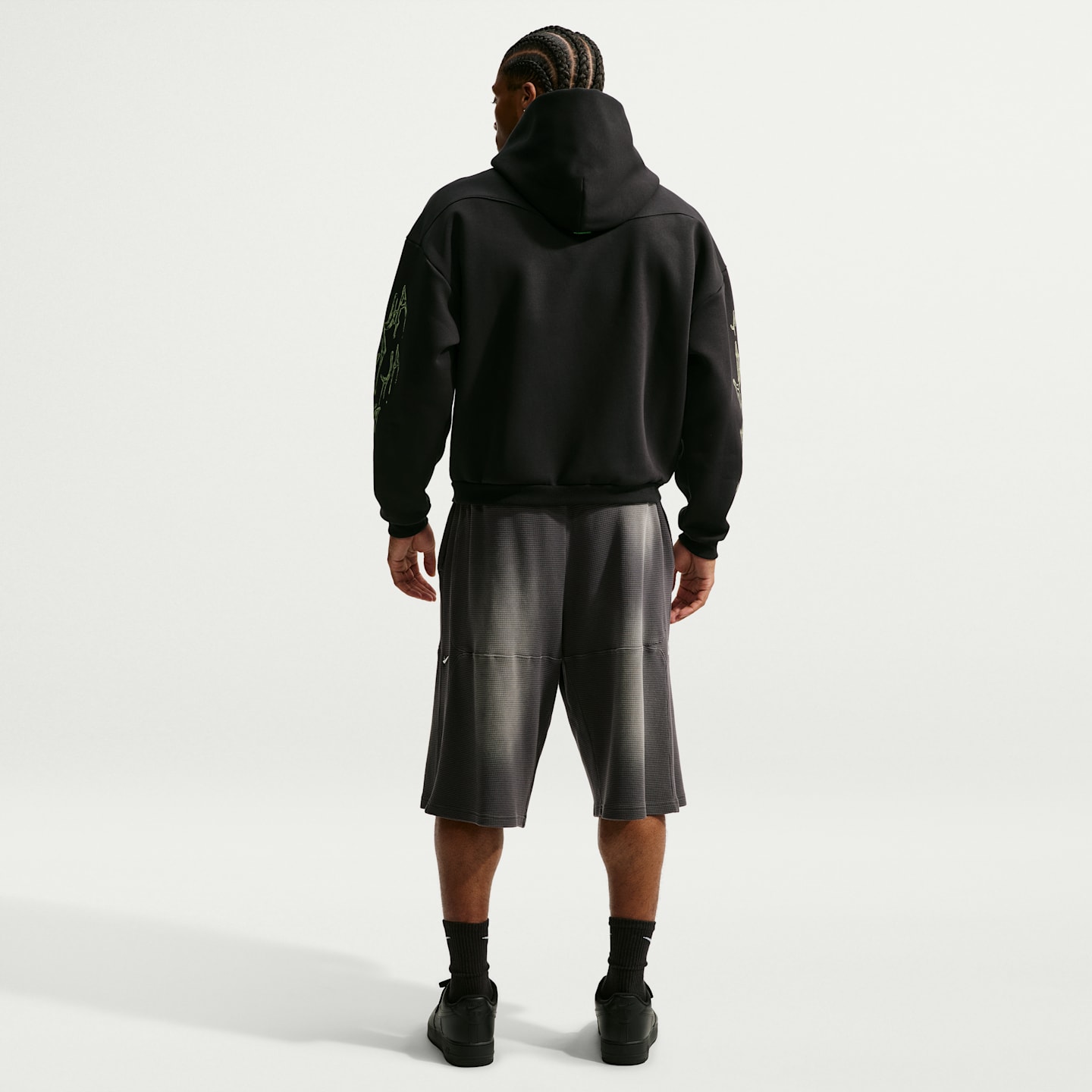 Мужское худи Nike Ja "Halloween" Therma-FIT Brushed Pullover Basketball, цвет: Чёрный / Зелёный — фото 5