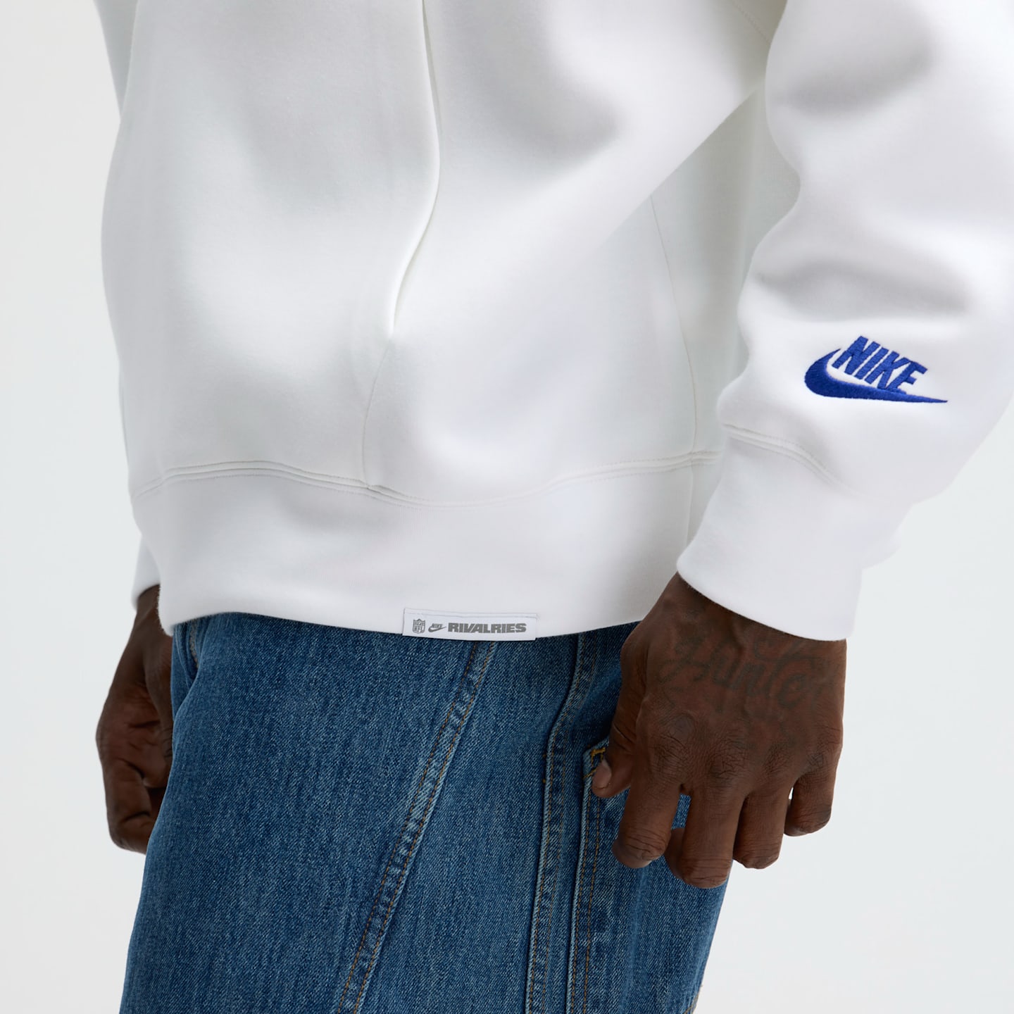Мужское худи Nike Buffalo Bills Rivalries Collection Oversized Tech Fleece NFL, цвет: Белый — фото 6