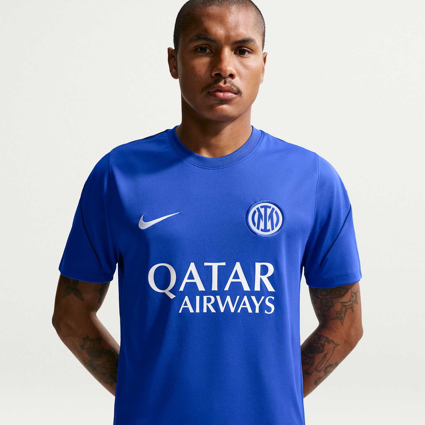 Мужская футбольная футболка Nike Inter Milan Strike Dri-FIT, цвет: Синий / Белый — фото 1