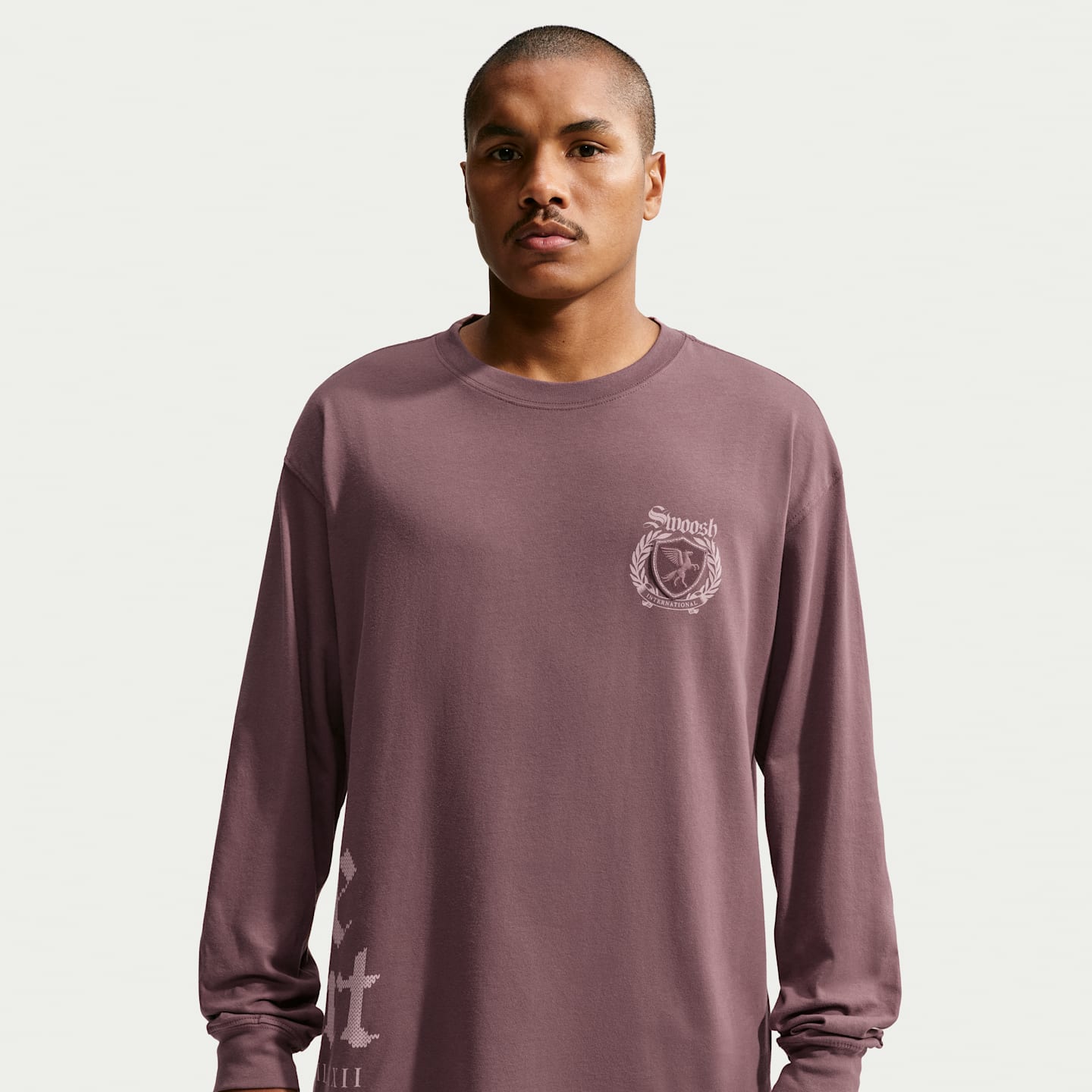 Мужская футболка Nike Sportswear Long-Sleeve, цвет: Tattoo — фото 2