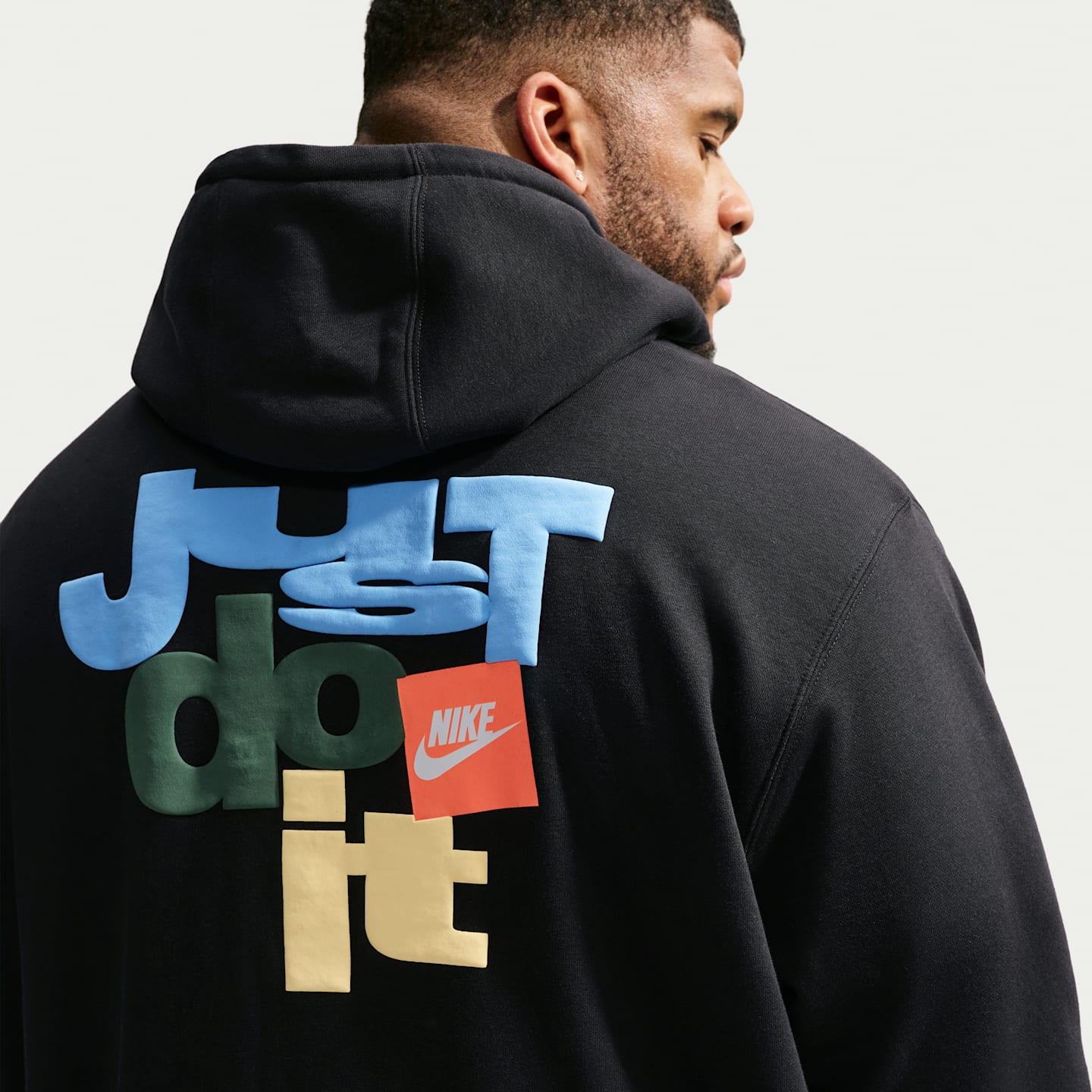 Мужское худи Nike Club из махрового трикотажа, цвет: Чёрный / Белый — фото 7