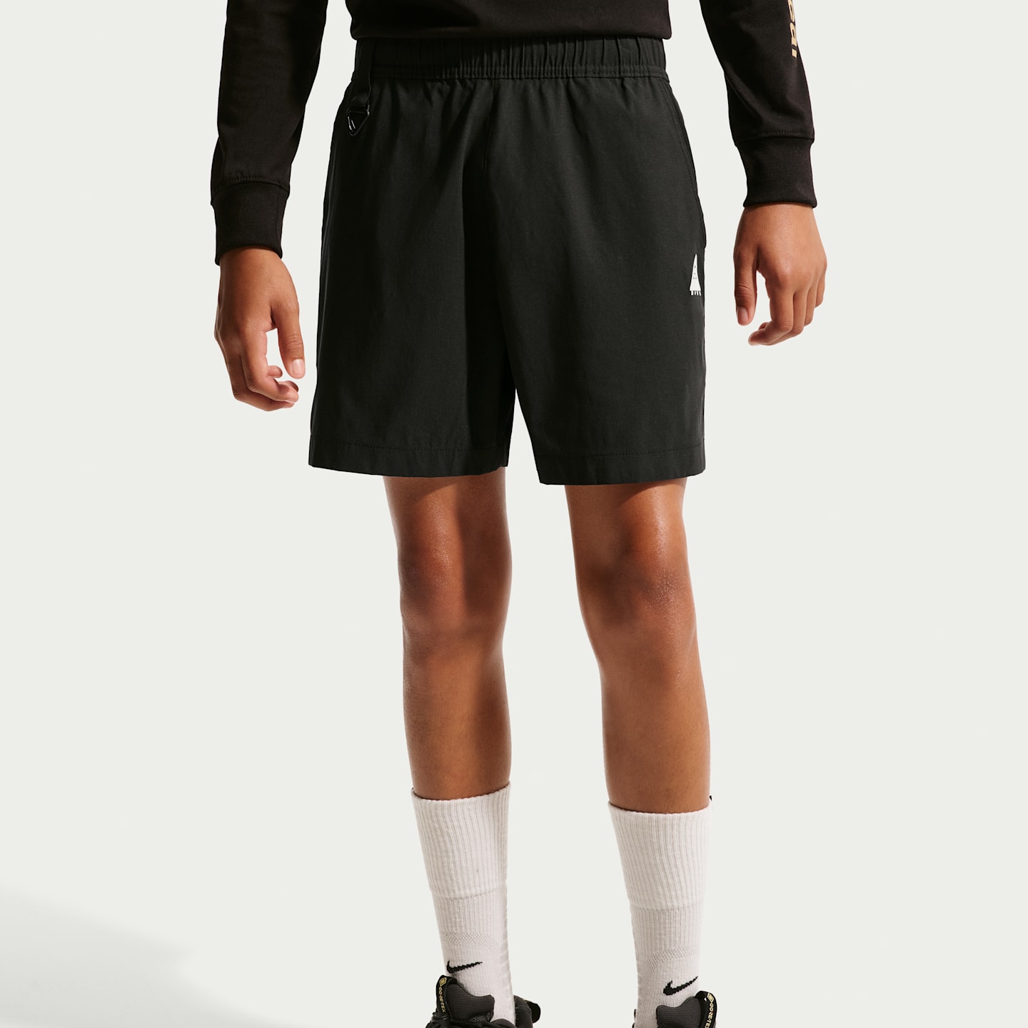 Детские шорты для хайкинга Nike ACG, цвет: Чёрный — фото 2