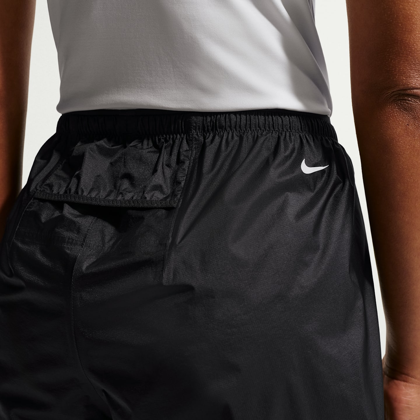 Женские брюки Nike ACG Storm-FIT ADV Mid-Rise Trail Running, цвет: Чёрный / Снежный белый — фото 3