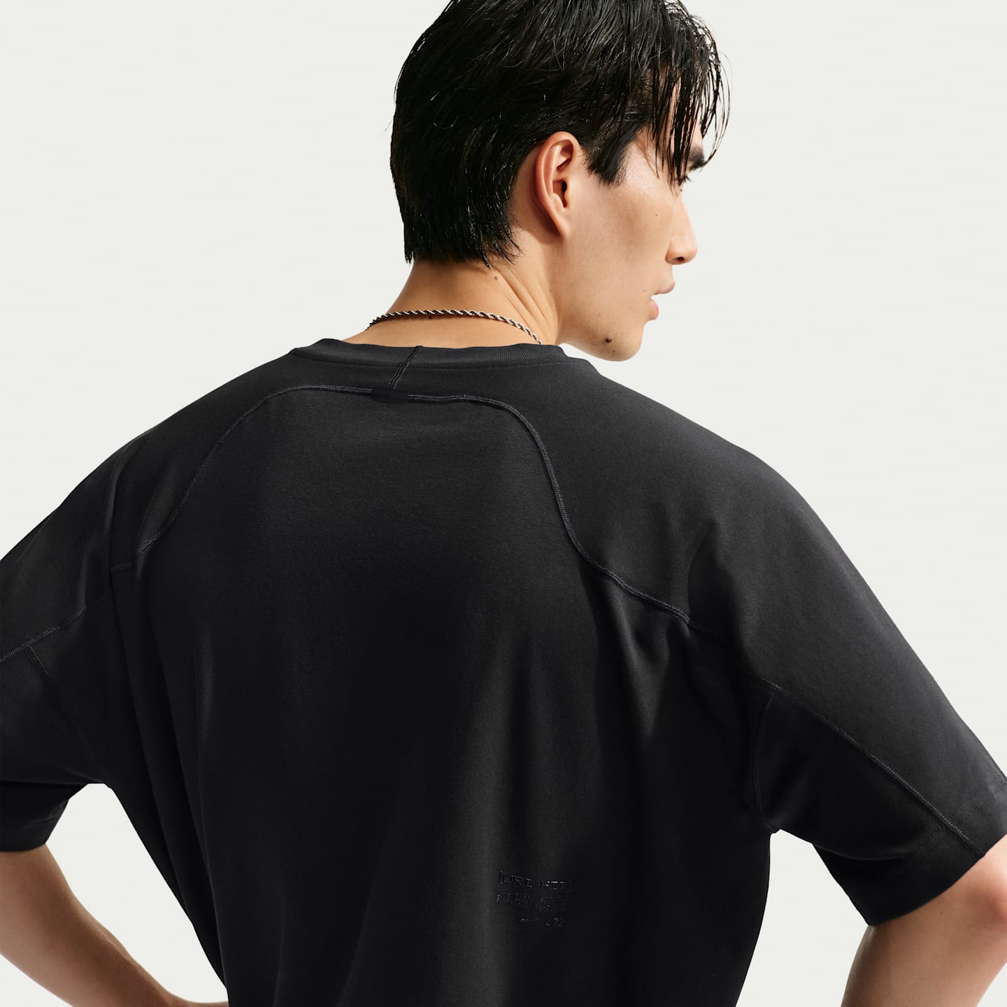 Мужская футболка Nike N.A.C. Dri-FIT оверсайз, цвет: Чёрный — фото 2