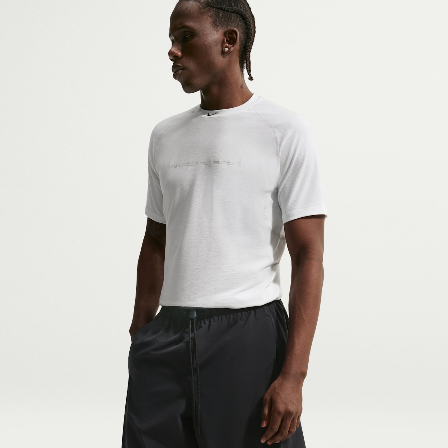Мужские шорты Nike Tech Helios Dri-FIT, цвет: Чёрный — фото 4