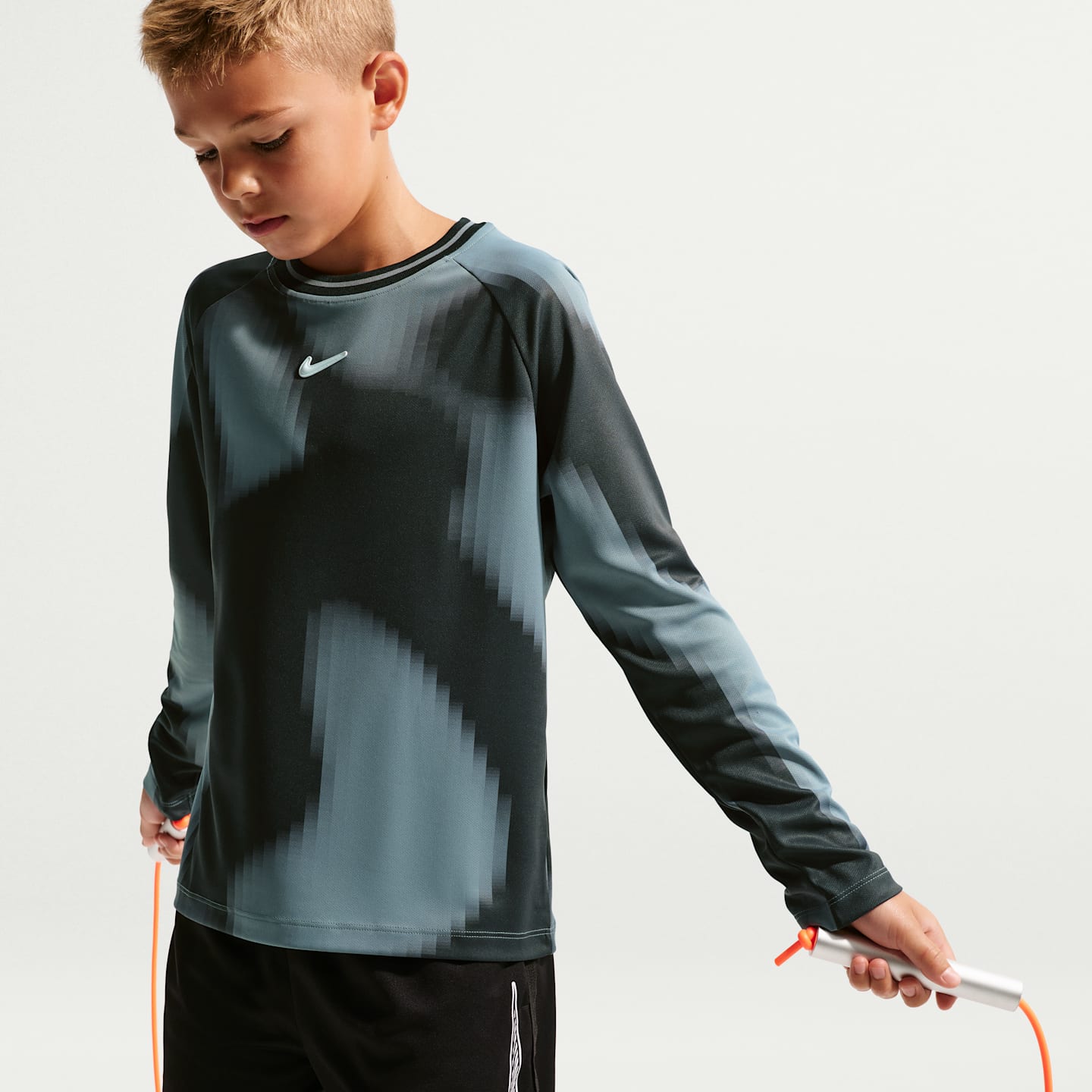 Детский топ для мальчиков Nike Multi Renew Dri-FIT с длинным рукавом, цвет: Чёрный / Дымчатый серый — фото 3