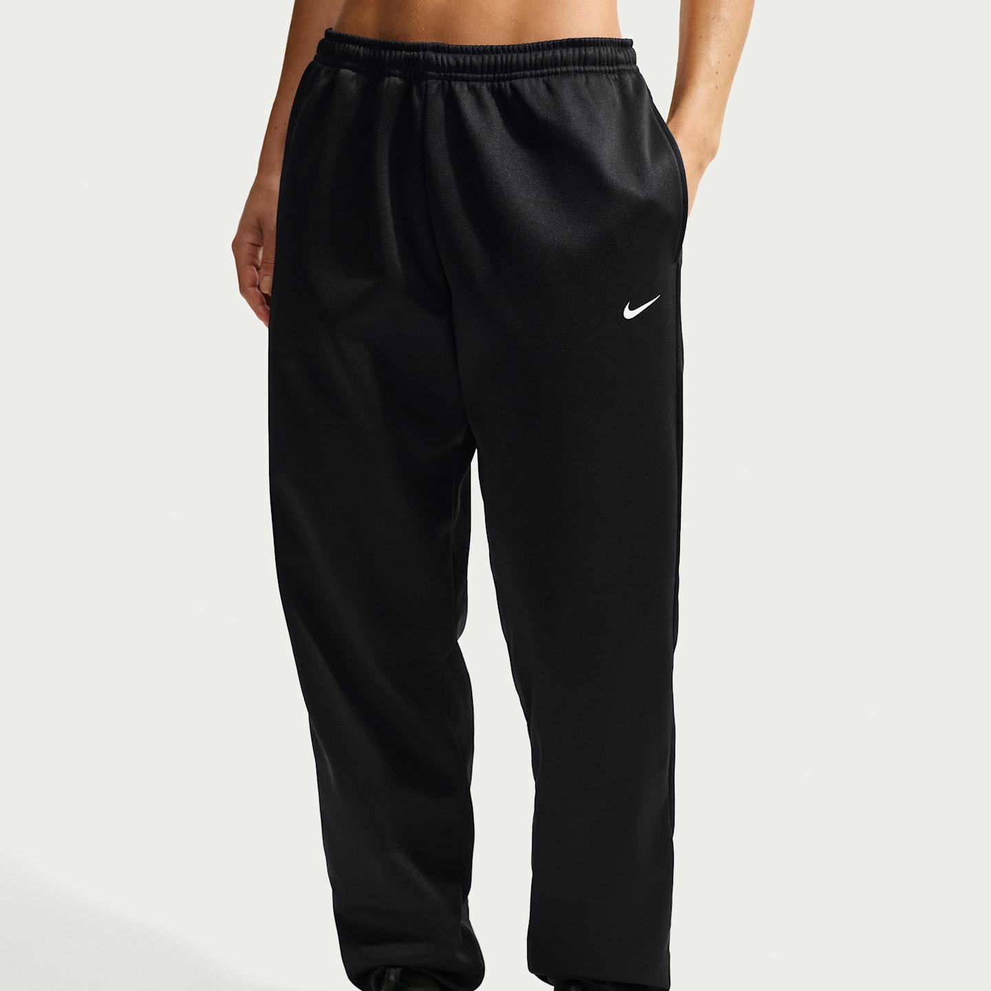 Женские брюки Nike Studio Fleece Sport Therma-FIT со средней посадкой, цвет: Чёрный / Белый — фото 2