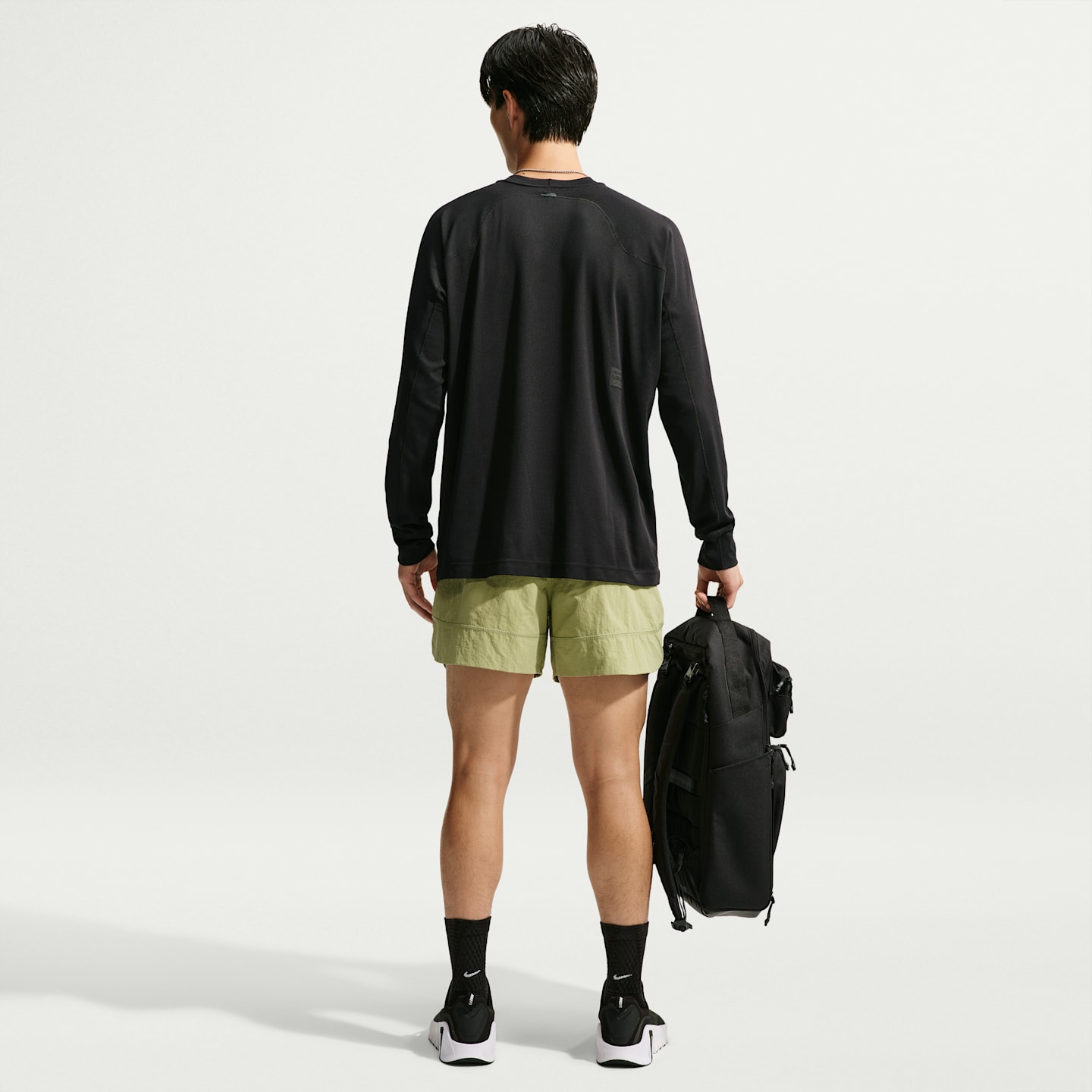 Мужской топ Nike N.A.C. Dri-FIT с длинным рукавом, цвет: Чёрный — фото 5
