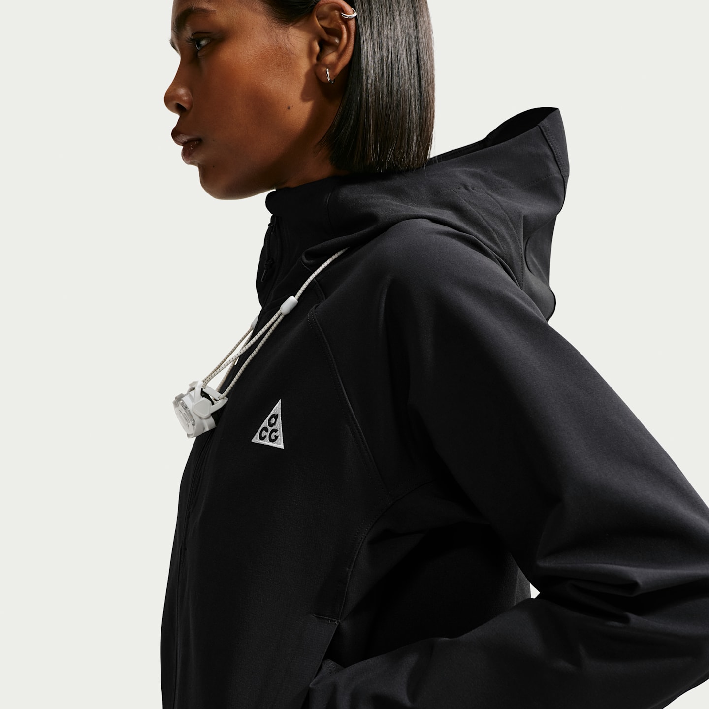 Женская куртка для походов Nike ACG Cloud Trekker на молнии, цвет: Чёрный / Снежный белый — фото 3