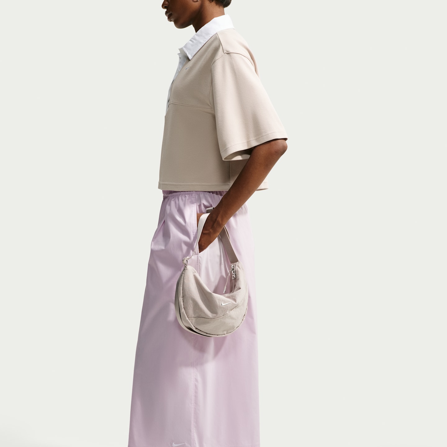 Женские брюки Nike Sportswear Oversized Mid-Rise Poplin Culottes, цвет: Выбеленный сиреневый / Белый — фото 4
