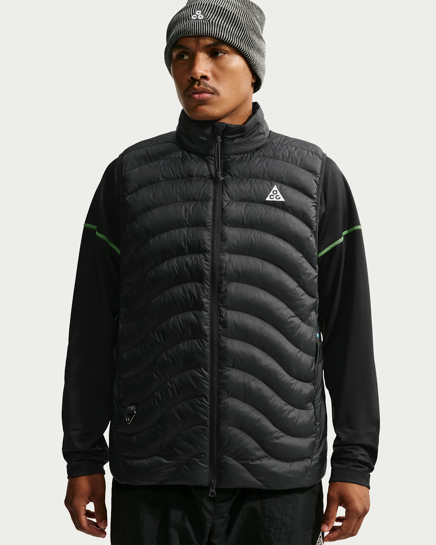 Мужской жилет Nike ACG Lava Flow Therma-FIT ADV Vest, цвет: Чёрный / Снежный белый — фото 10