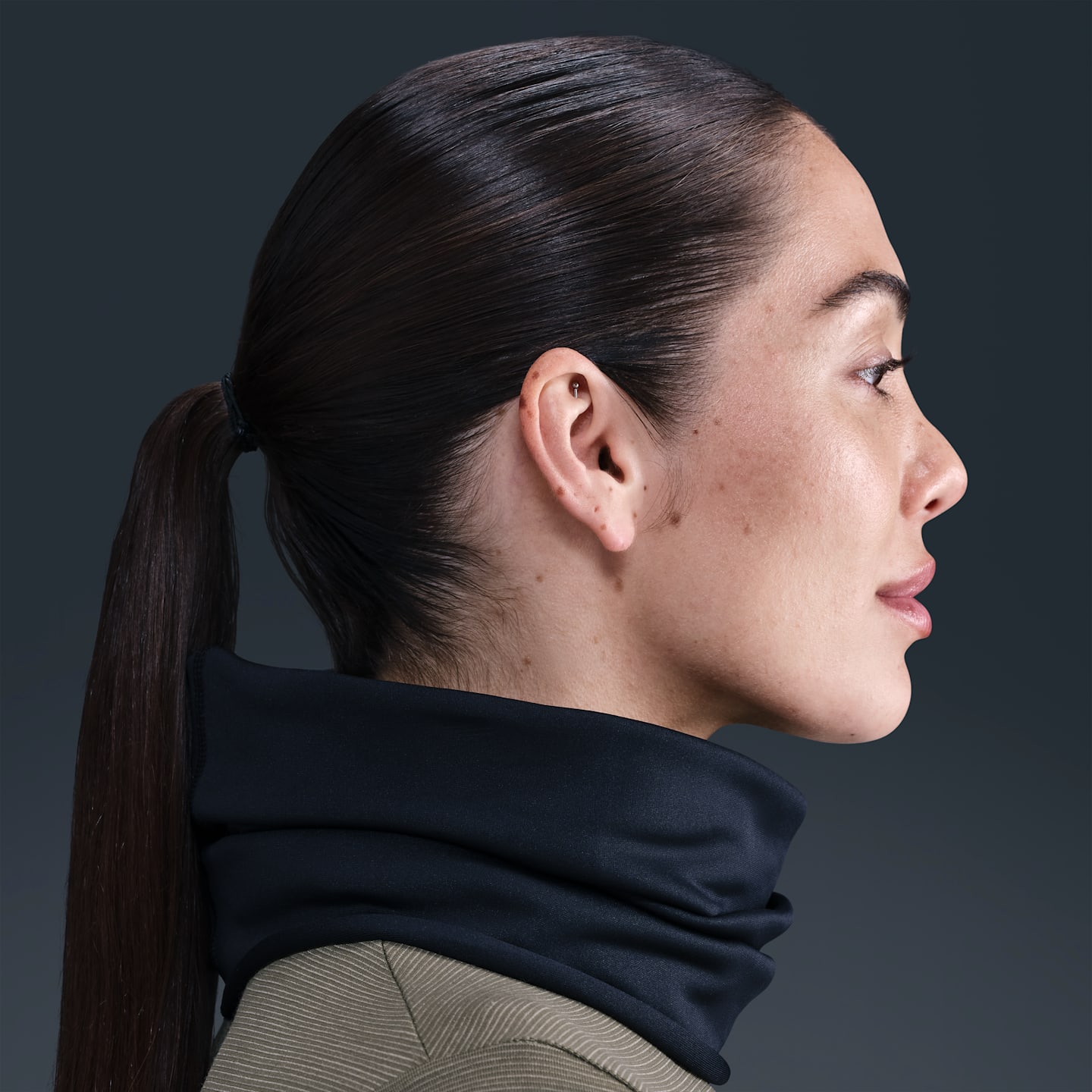Двусторонний бафф для трейлраннинга с UV-защитой Nike ACG, цвет: Чёрный — фото 4