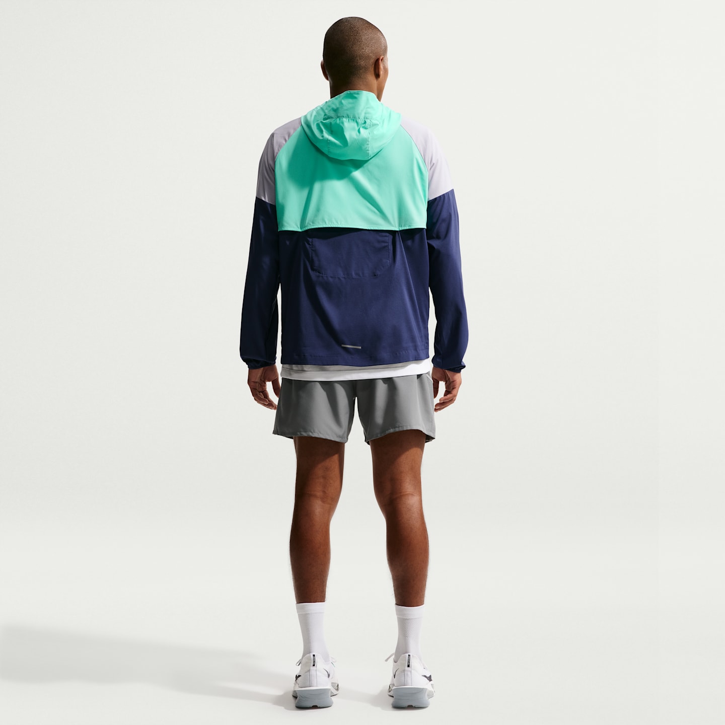 Мужская куртка Nike Impossibly Light Windrunner Running, цвет: Тёмно-синий / Бирюзовый — фото 5