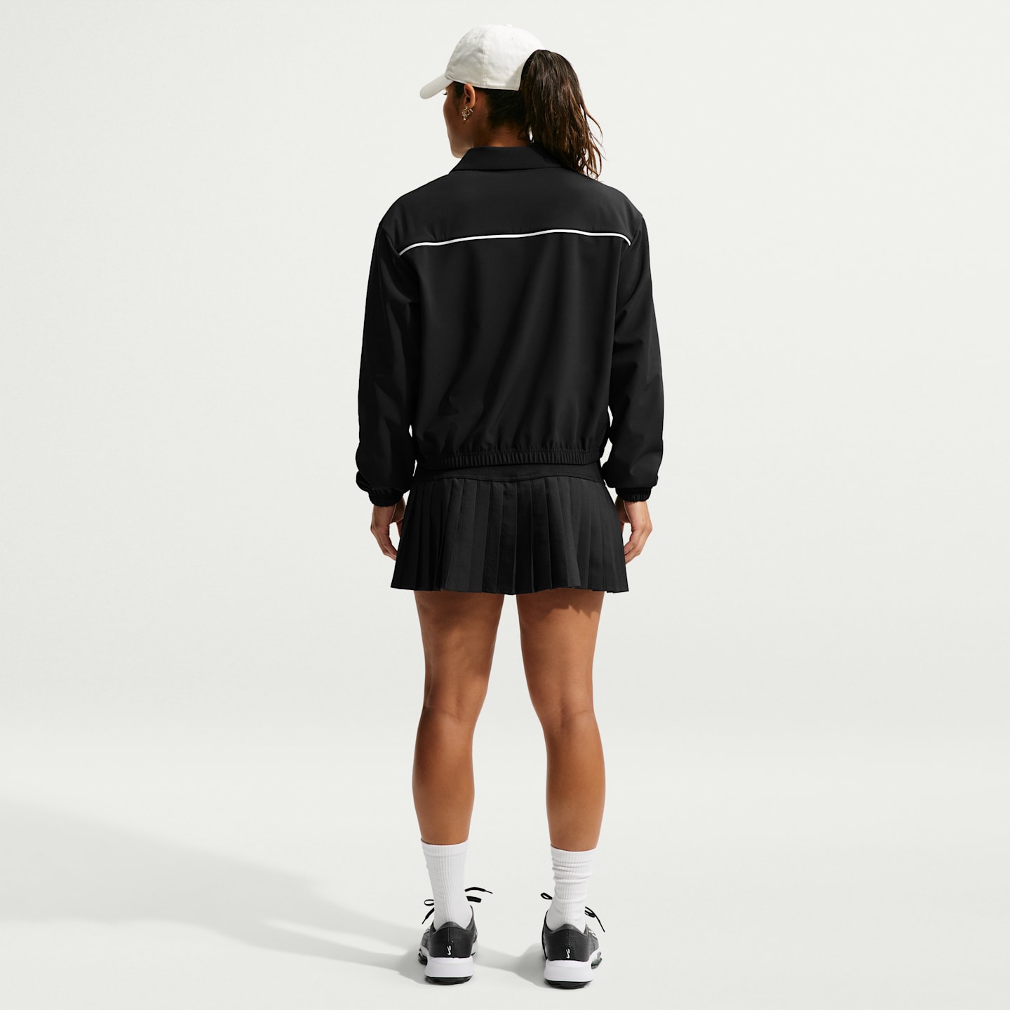 Женская куртка Nike Par Therma-FIT Full-Zip Golf, цвет: Чёрный / Молочный — фото 5