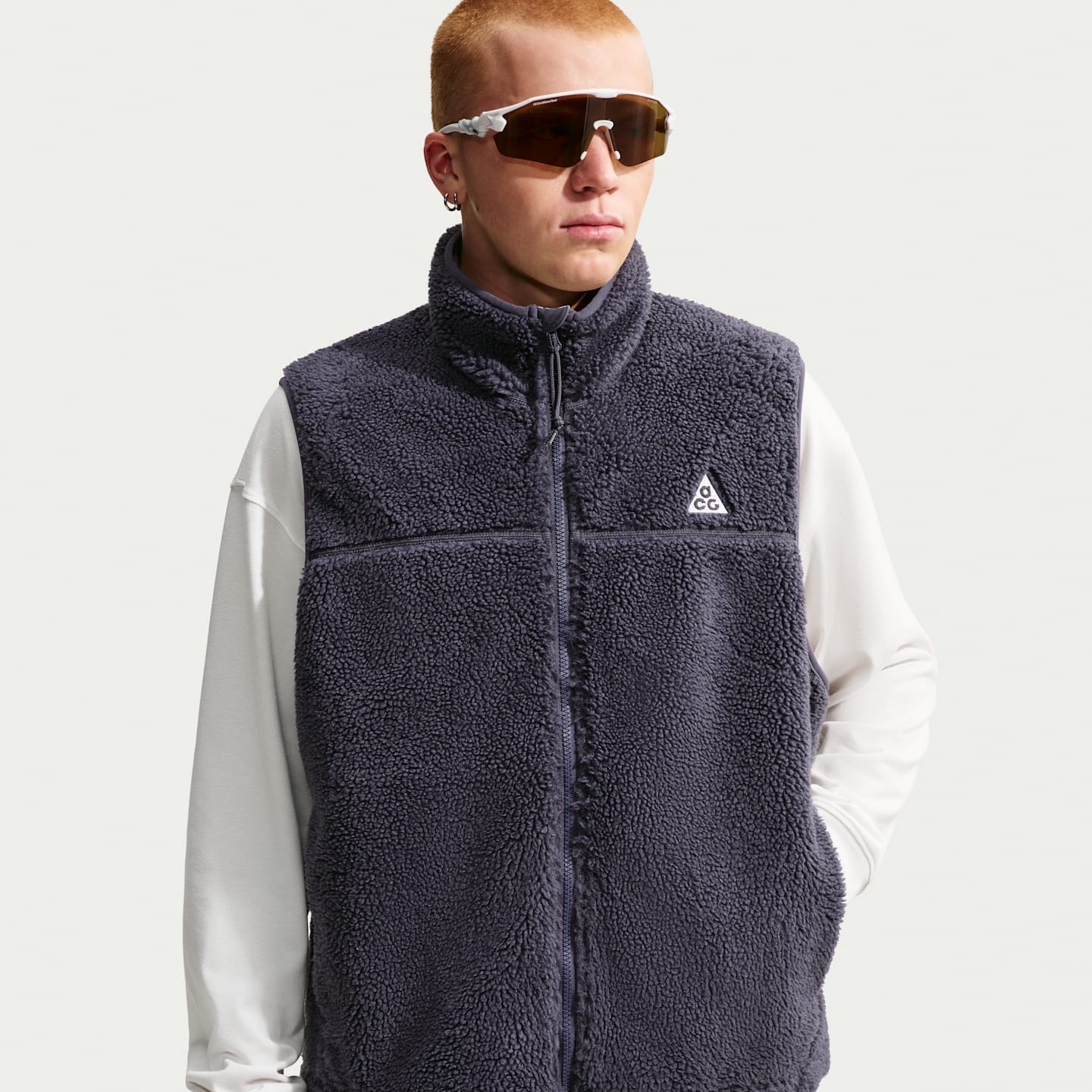 Мужской жилет Nike ACG Canwell Glacier Therma-FIT ADV, цвет: Серебряный / Снежный белый — фото 1