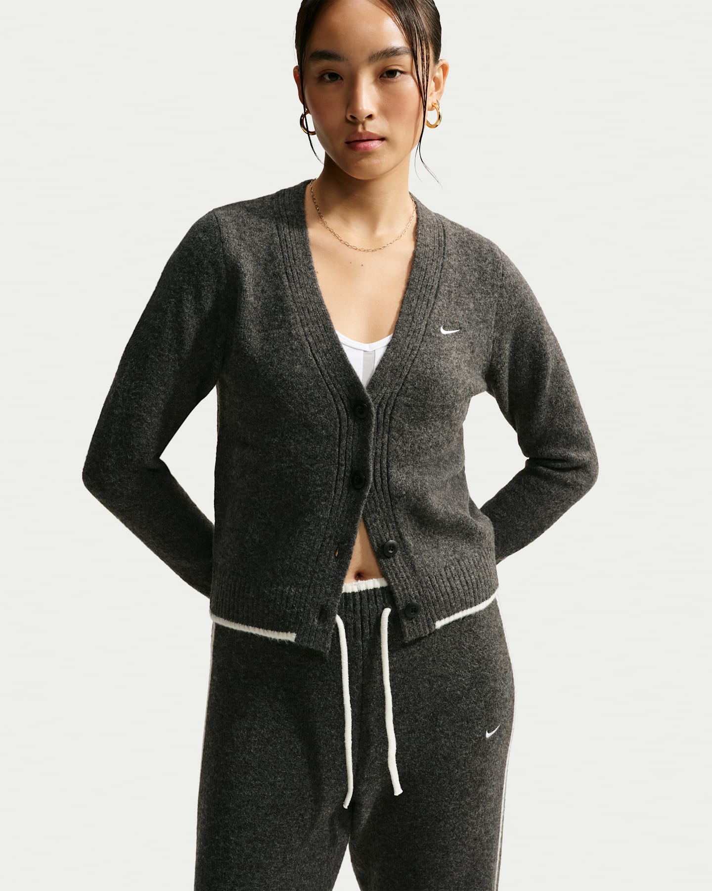 Женский приталенный кардиган Nike Sportswear Chill Knit, цвет: Чёрный меланжевый / Белый — фото 6