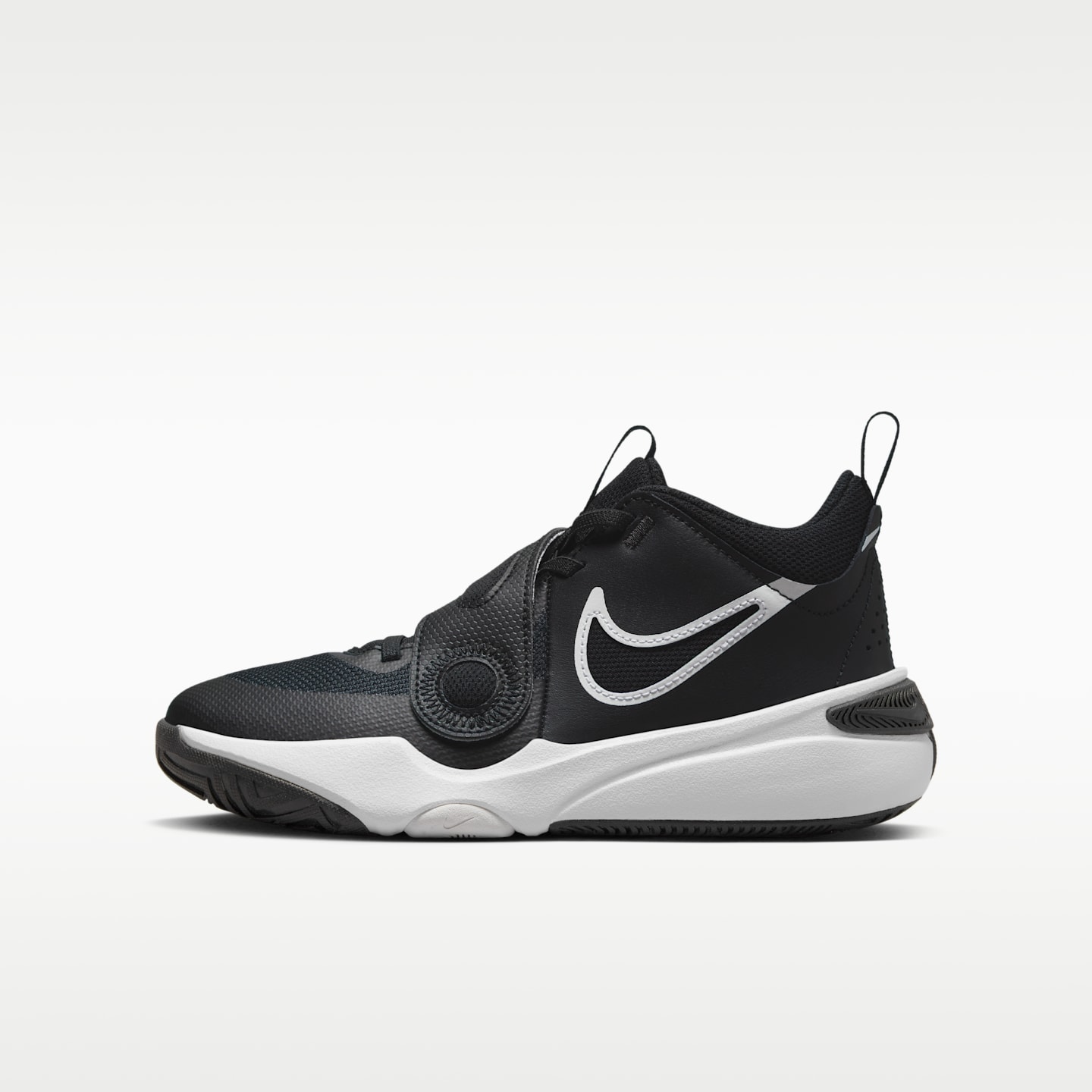 Детские кроссовки Nike Team Hustle D 11 Basketball, цвет: Чёрный / Белый — фото 1