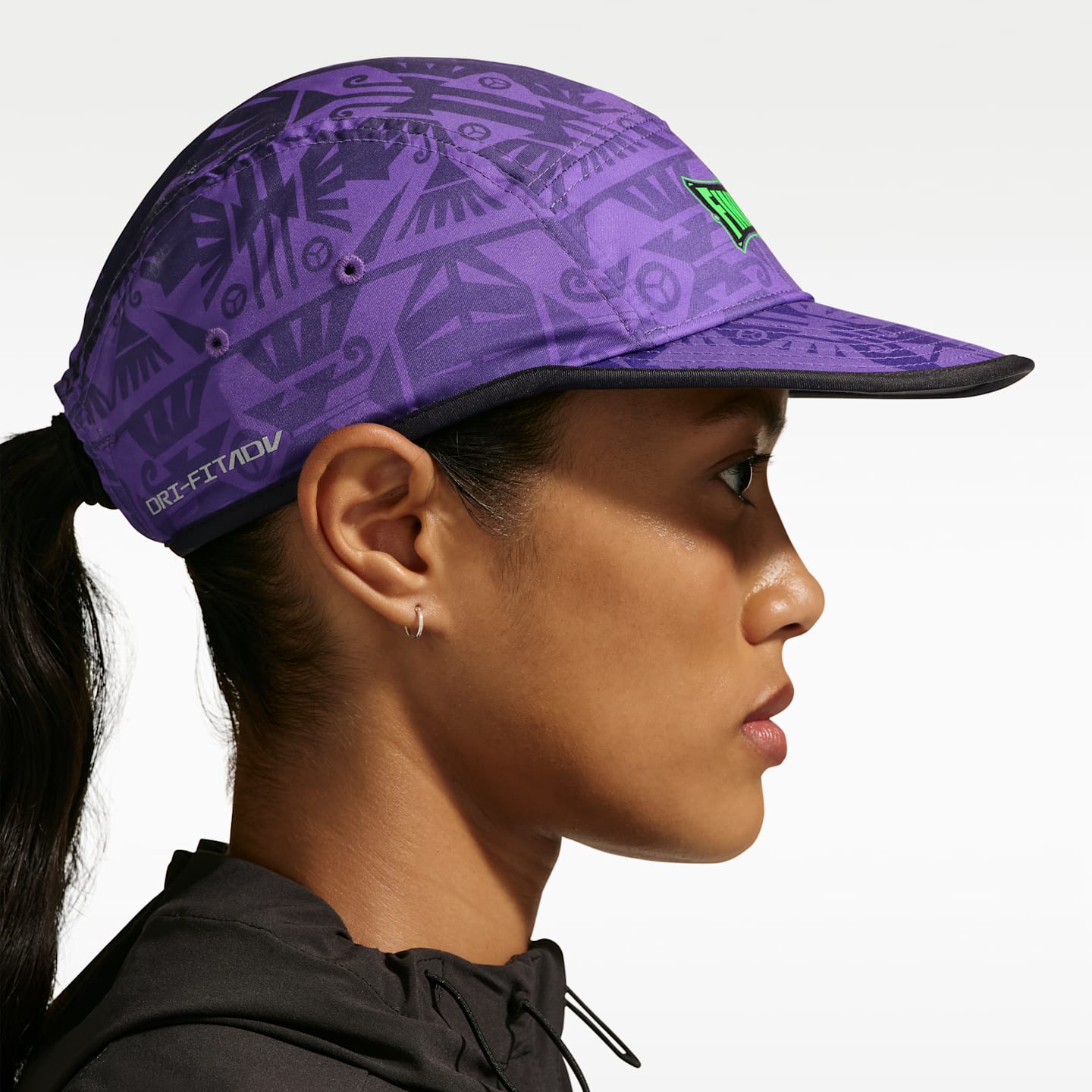 Кепка Nike Fly Unstructured Dri-FIT, цвет: Виноградный / Зелёный — фото 4