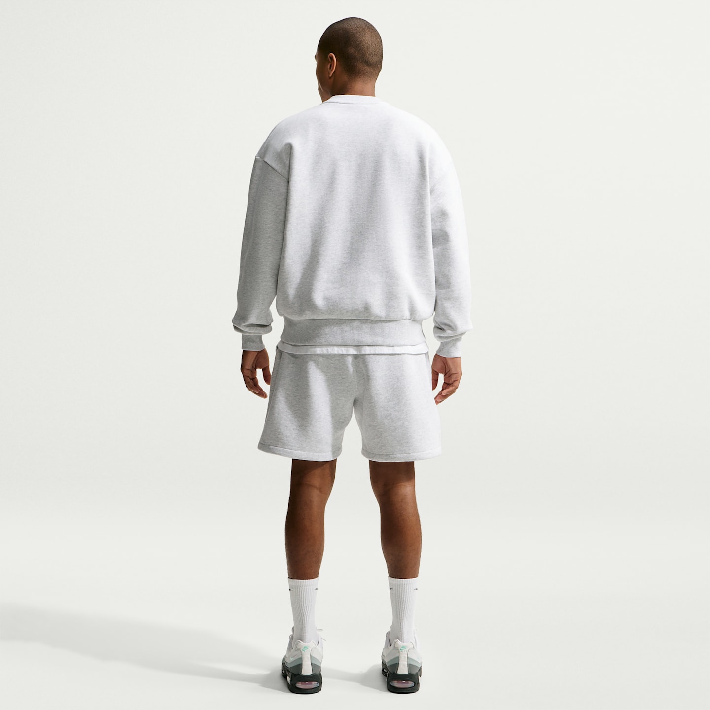 Мужские флисовые шорты Nike Solo, цвет: Берёзовый меланжевый / Чёрный — фото 5