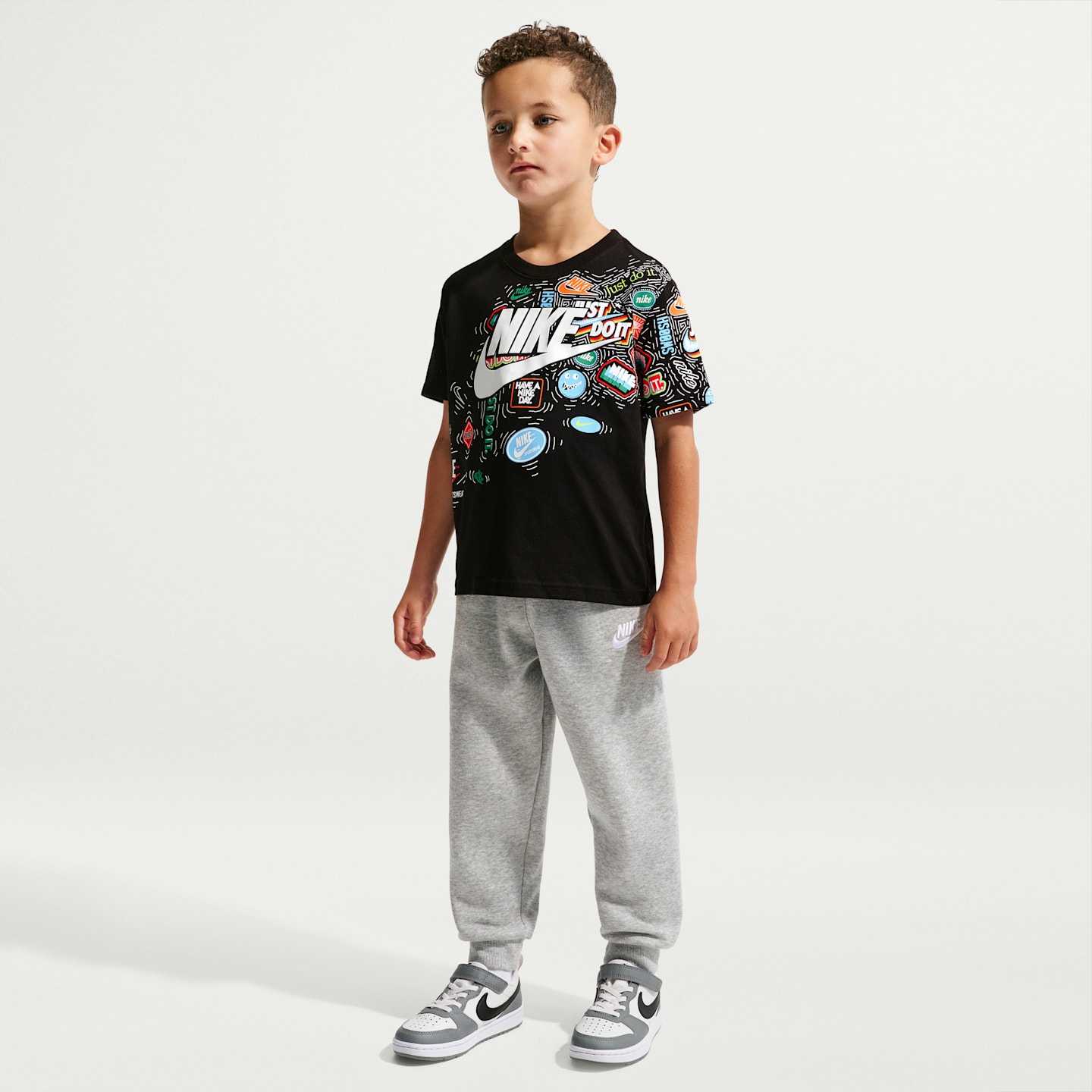 Футболка Nike Doodle Splash T-Shirt для малышей, цвет: Чёрный — фото 4