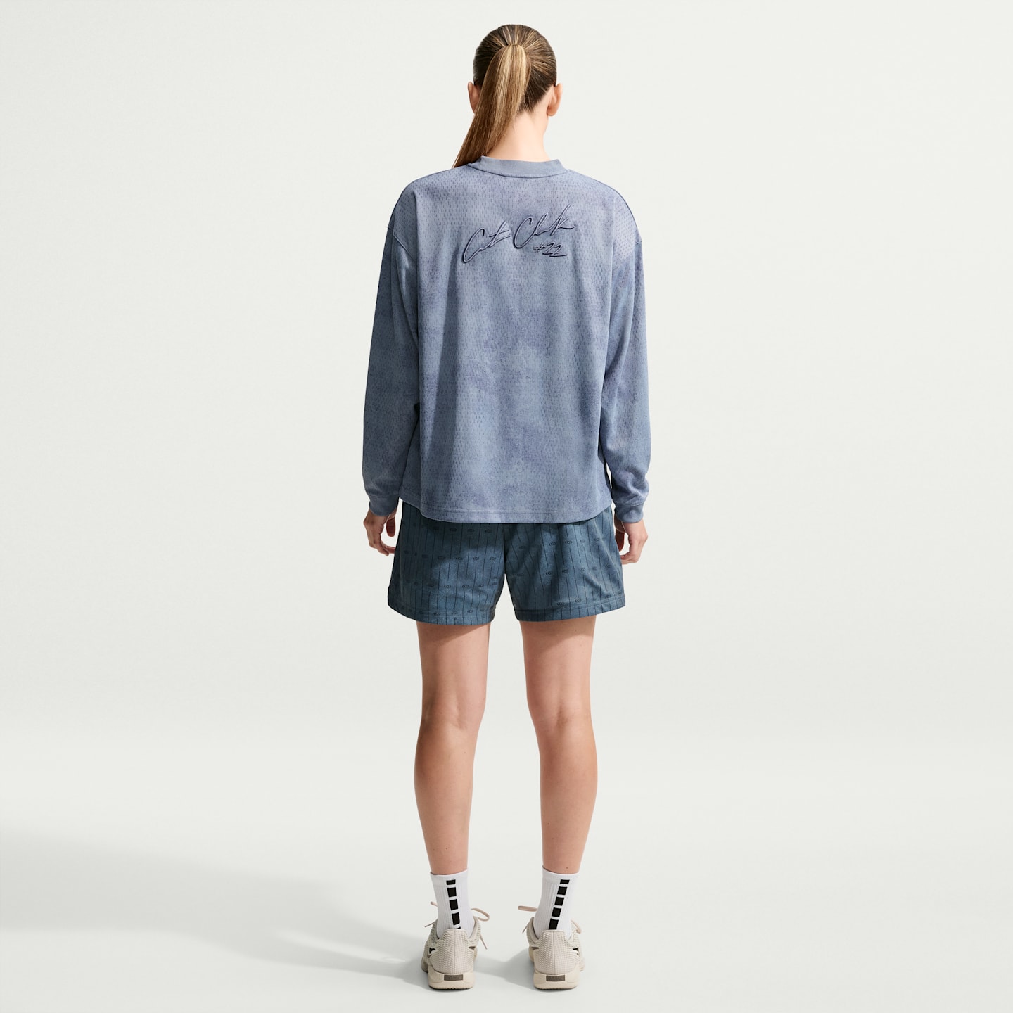Женские сетчатые баскетбольные шорты 5" Nike Caitlin Standard Issue Dri-FIT, цвет: Синий / Тёмно-синий — фото 5