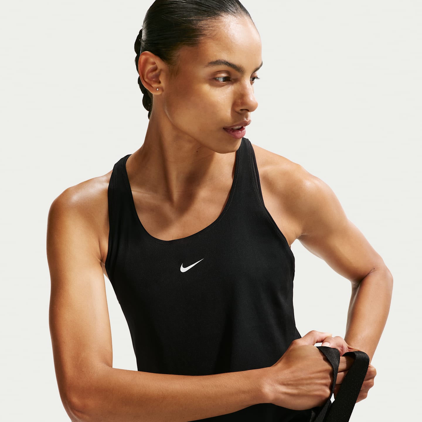 Женский топ Nike Pro Dri-FIT Tank Top, цвет: Чёрный / Белый — фото 3