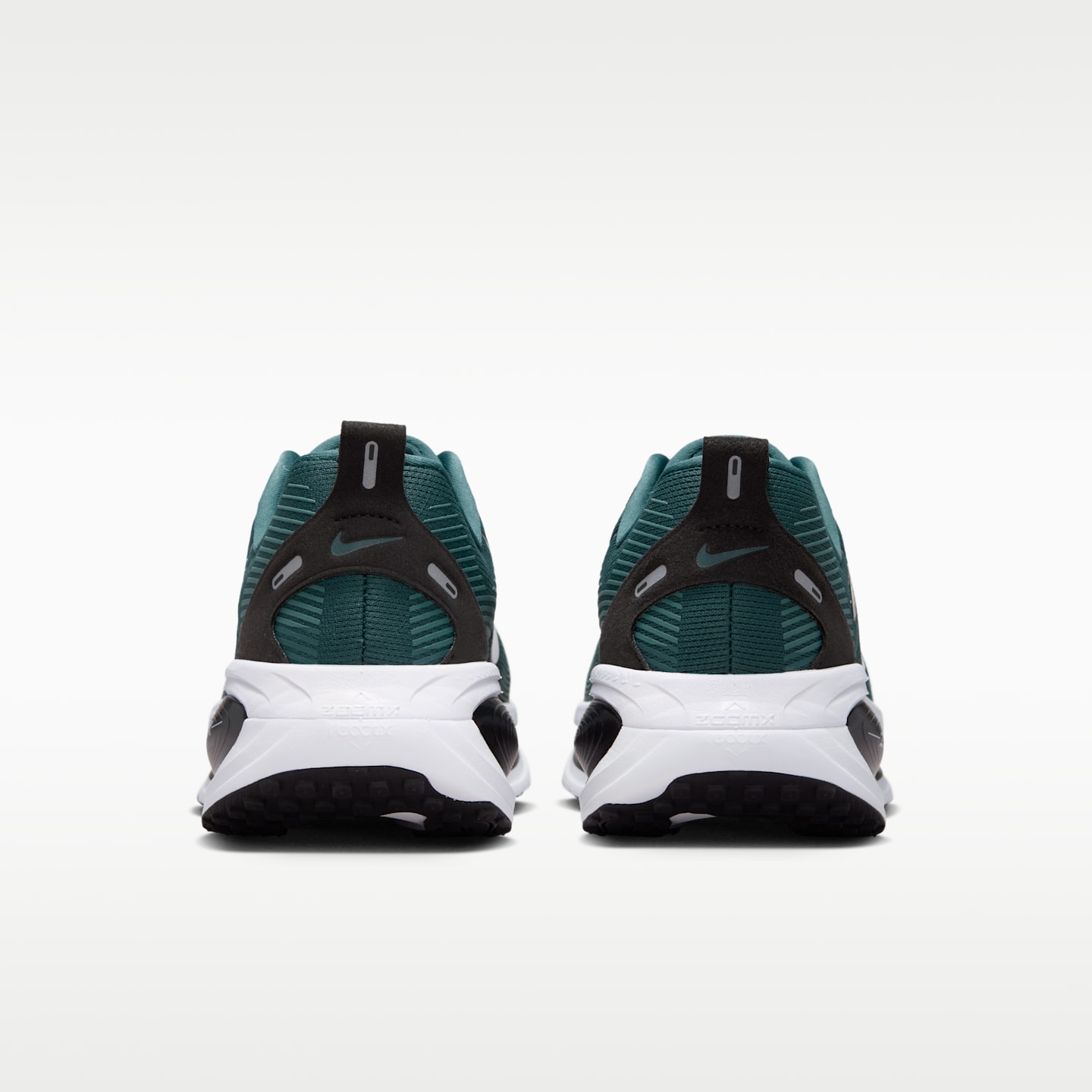 Мужские кроссовки Nike Vomero 18 (Philadelphia Eagles) NFL Road Running, цвет: Бирюзовый / Чёрный — фото 6