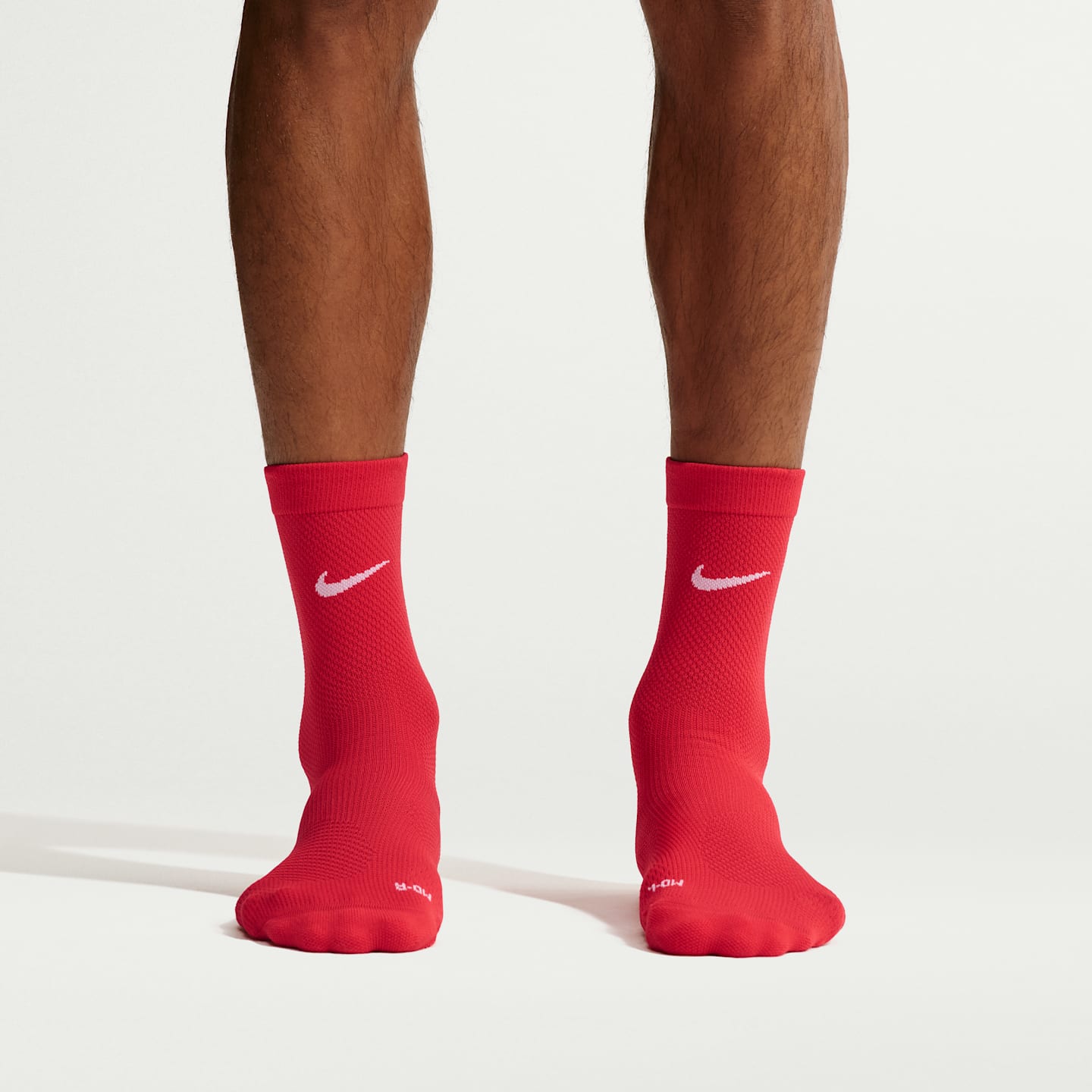 Носки VaporFast Soccer для мужчин, средней высоты, нескользящие — Nike, цвет: Красный / Волчий серый — фото 2