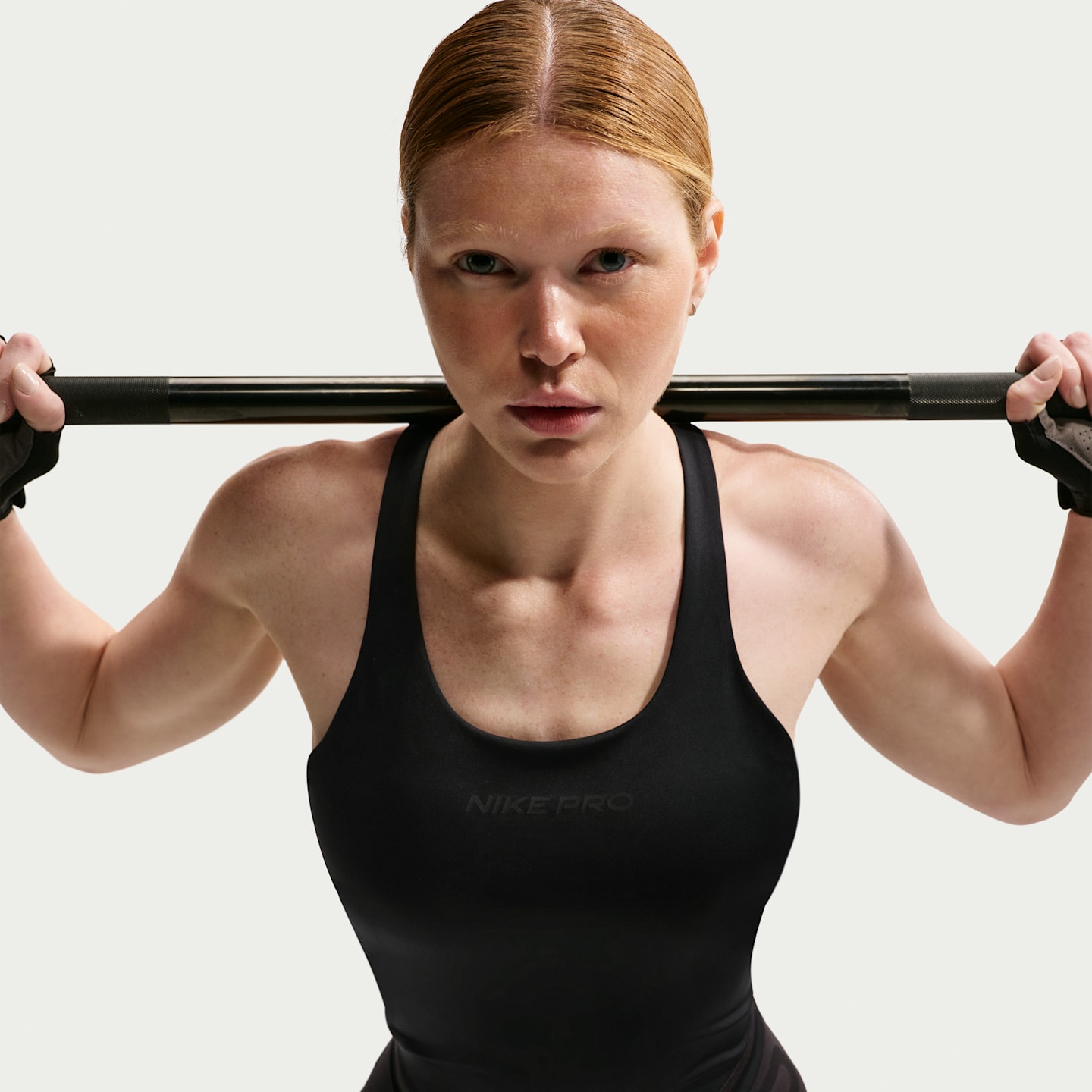 Спортивное бра Pro Sculpt, уплотнённая чашка, средняя поддержка — Nike, цвет: Чёрный — фото 3