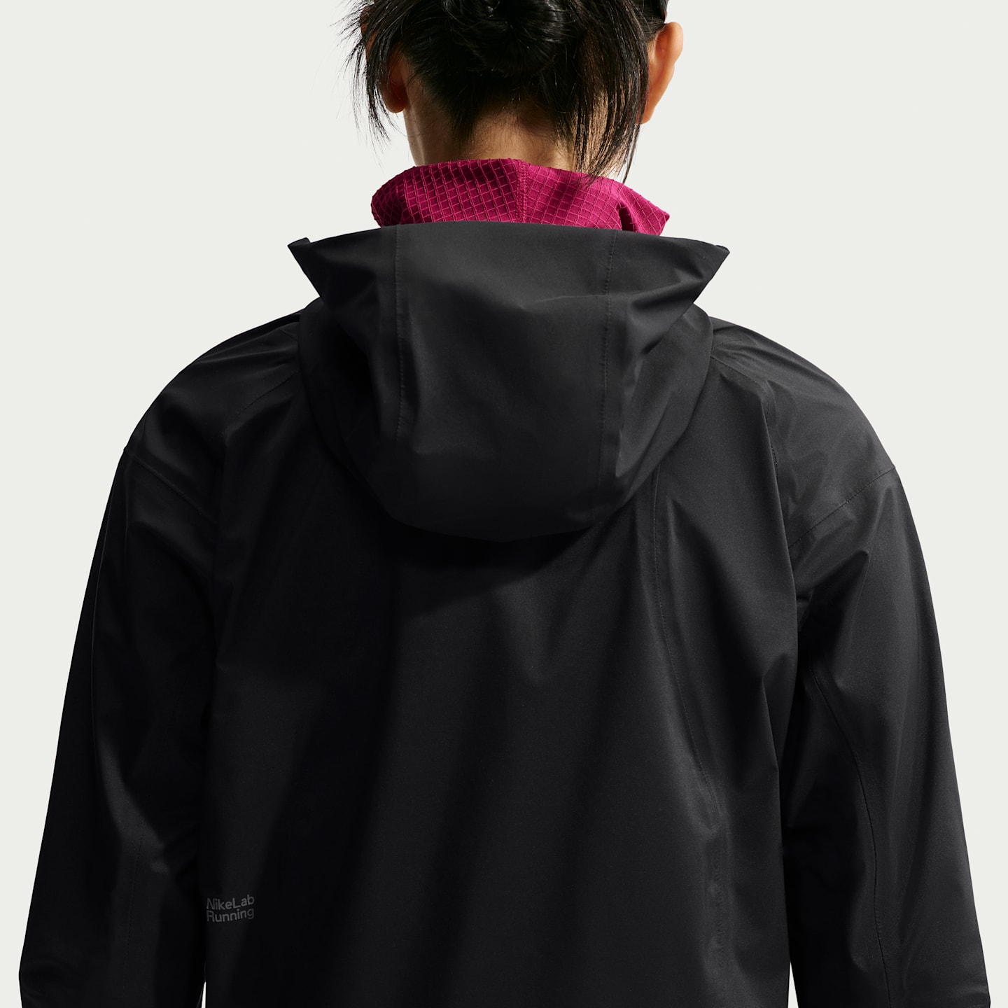 Женская куртка NikeLab Running Storm-FIT ADV, цвет: Чёрный — фото 2