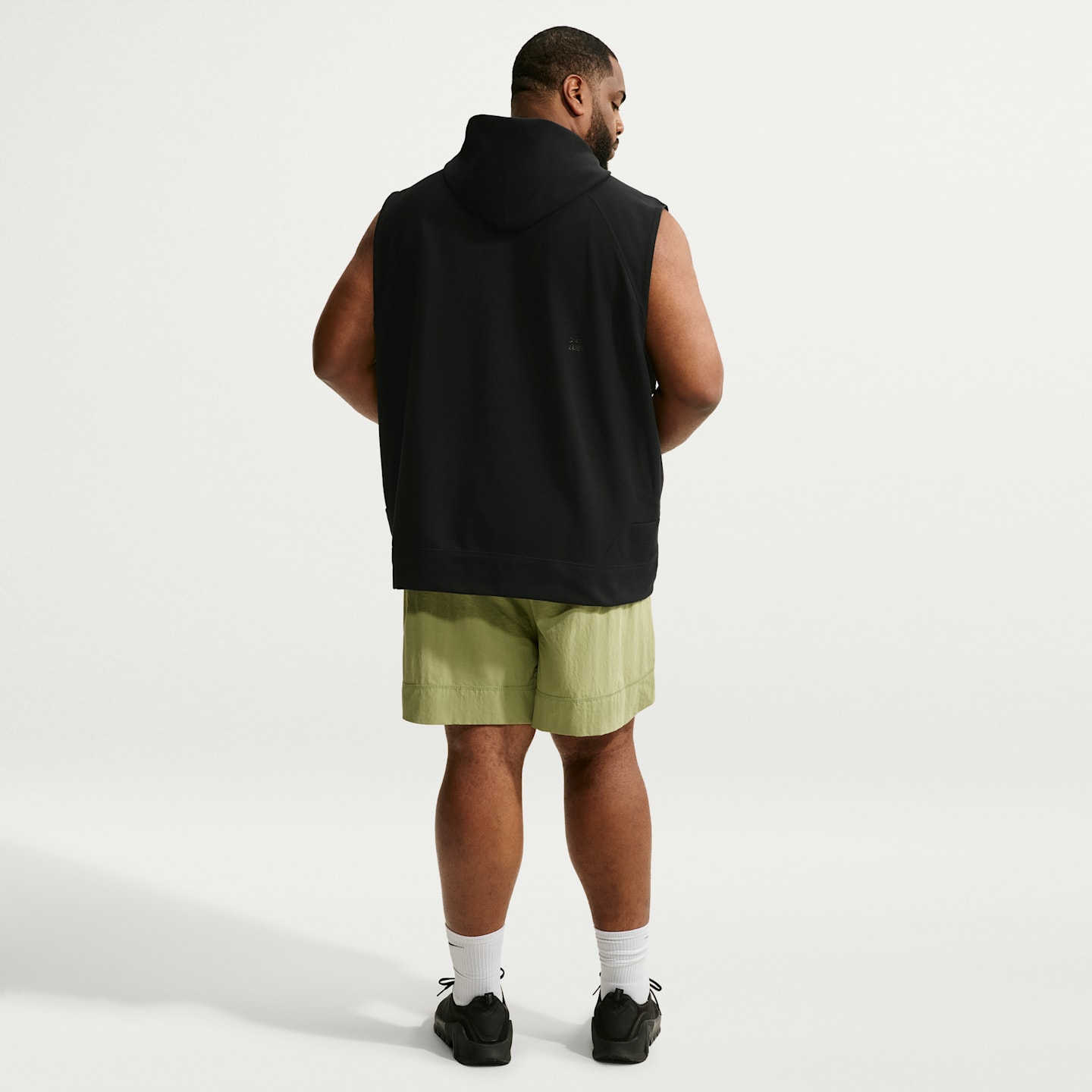Мужское худи Nike N.A.C. Dri-FIT Fleece Sleeveless Training, цвет: Чёрный — фото 10
