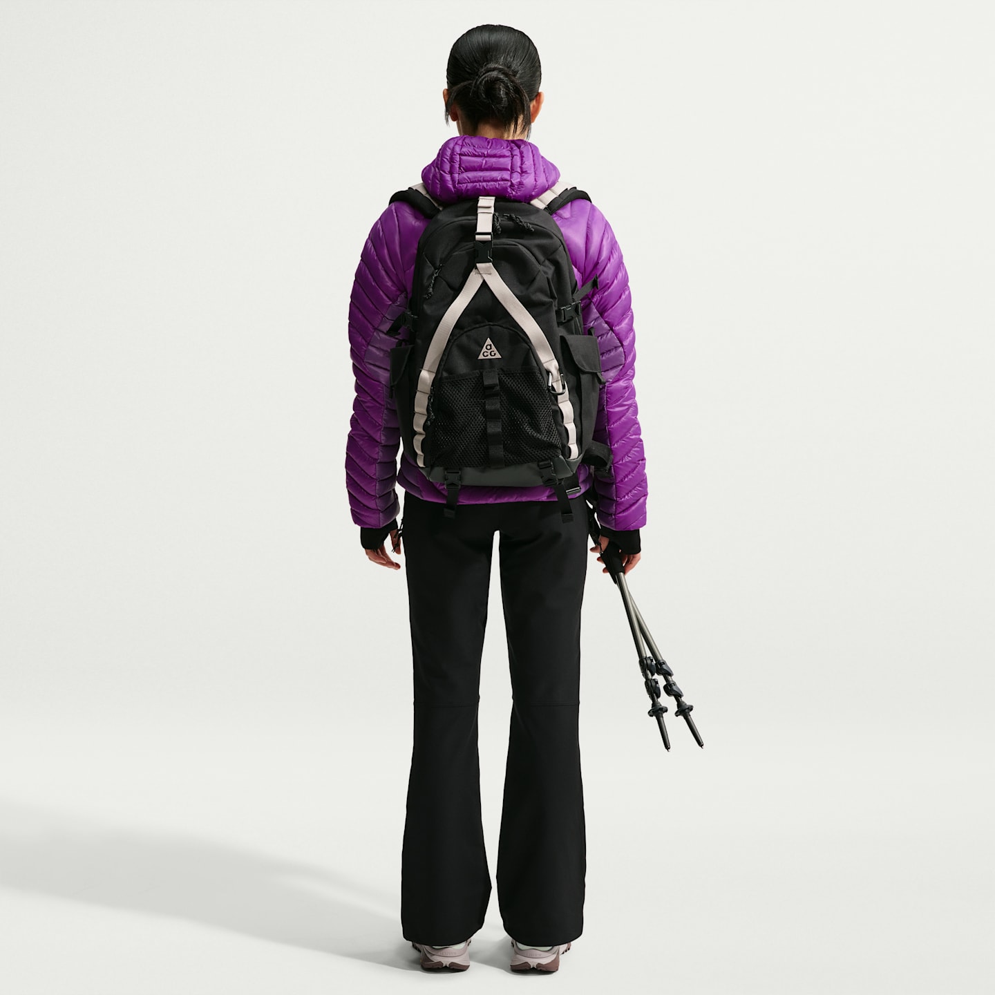 Женские брюки для походов Nike ACG Cloud Trekker, цвет: Чёрный / Снежный белый — фото 5