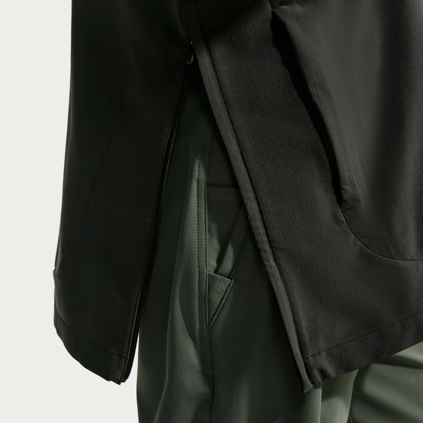 Мужская куртка Nike Repel Golf Jacket, цвет: Чёрный / Белый — фото 6