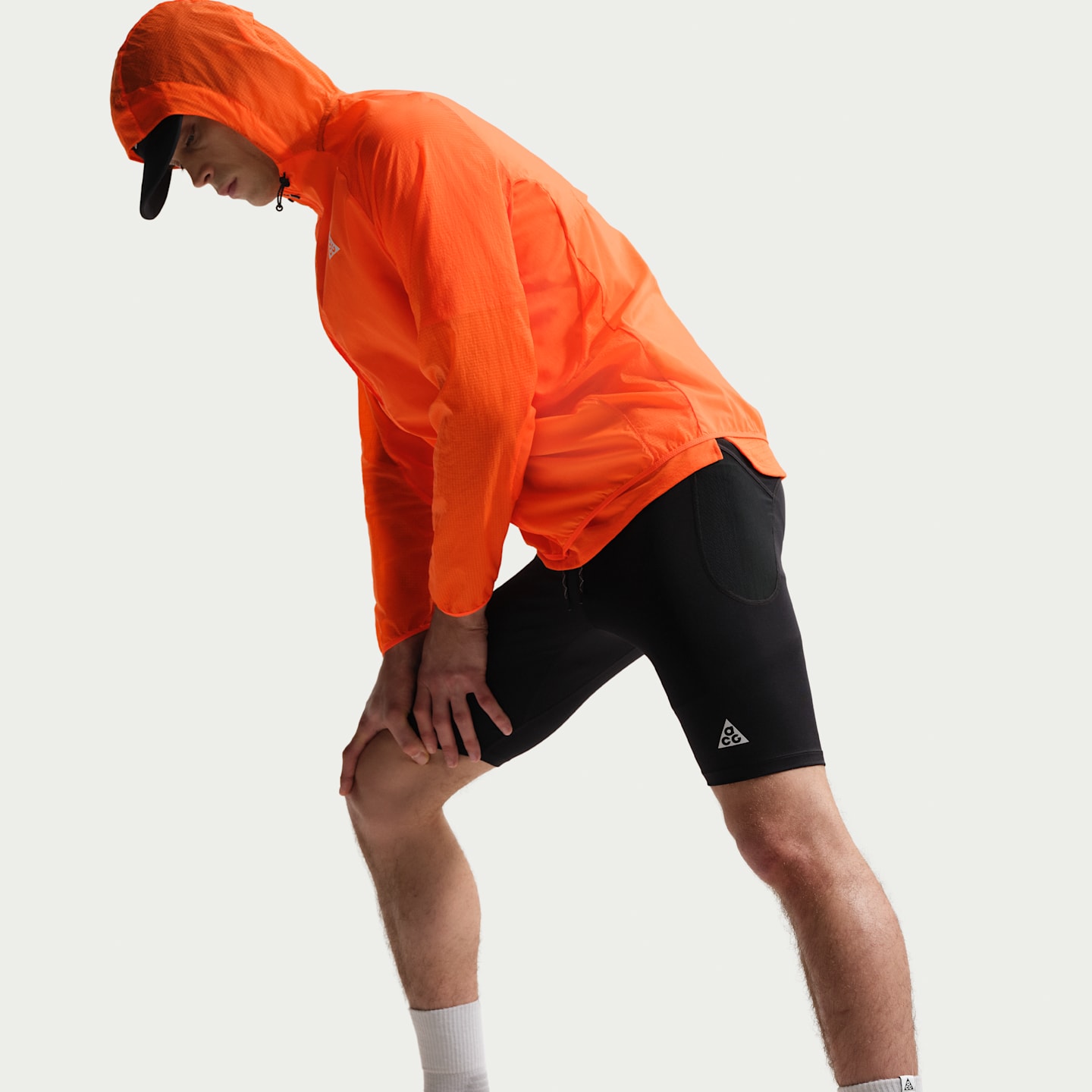 Мужские тайтсы для трейлраннинга Nike ACG Lava Loops Dri-FIT ADV до середины икры, цвет: Чёрный / Снежный белый — фото 4