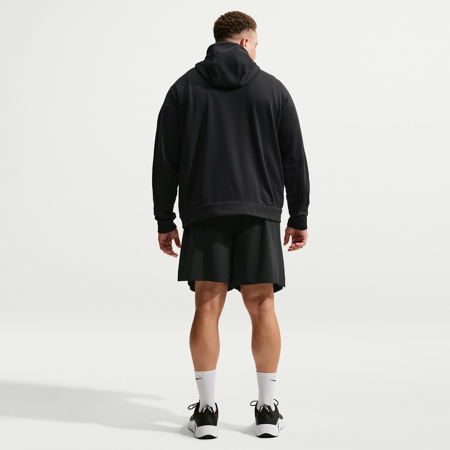 Мужское худи на молнии Nike Primary NanoKnit Therma-FIT, цвет: Чёрный — фото 11