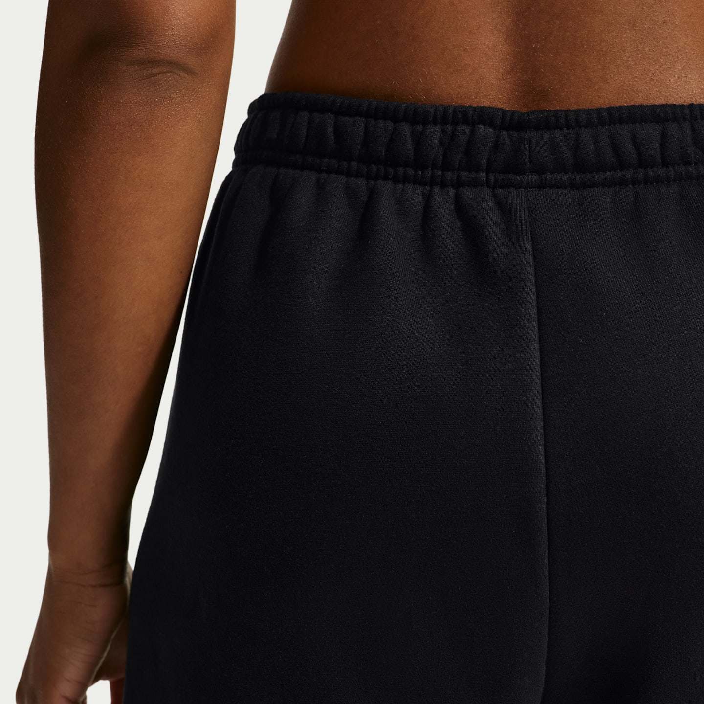 Женские шорты Nike Studio Fleece Medium Weight оверсайз с высокой посадкой, цвет: Чёрный / Молочный — фото 3