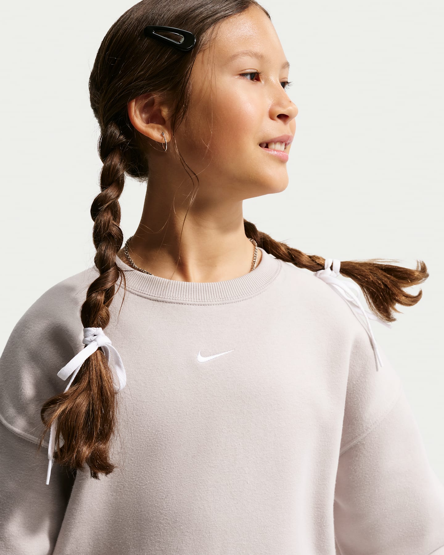 Толстовка Nike Sportswear Studio Oversized Crew-Neck для девочек, цвет: Белый — фото 6
