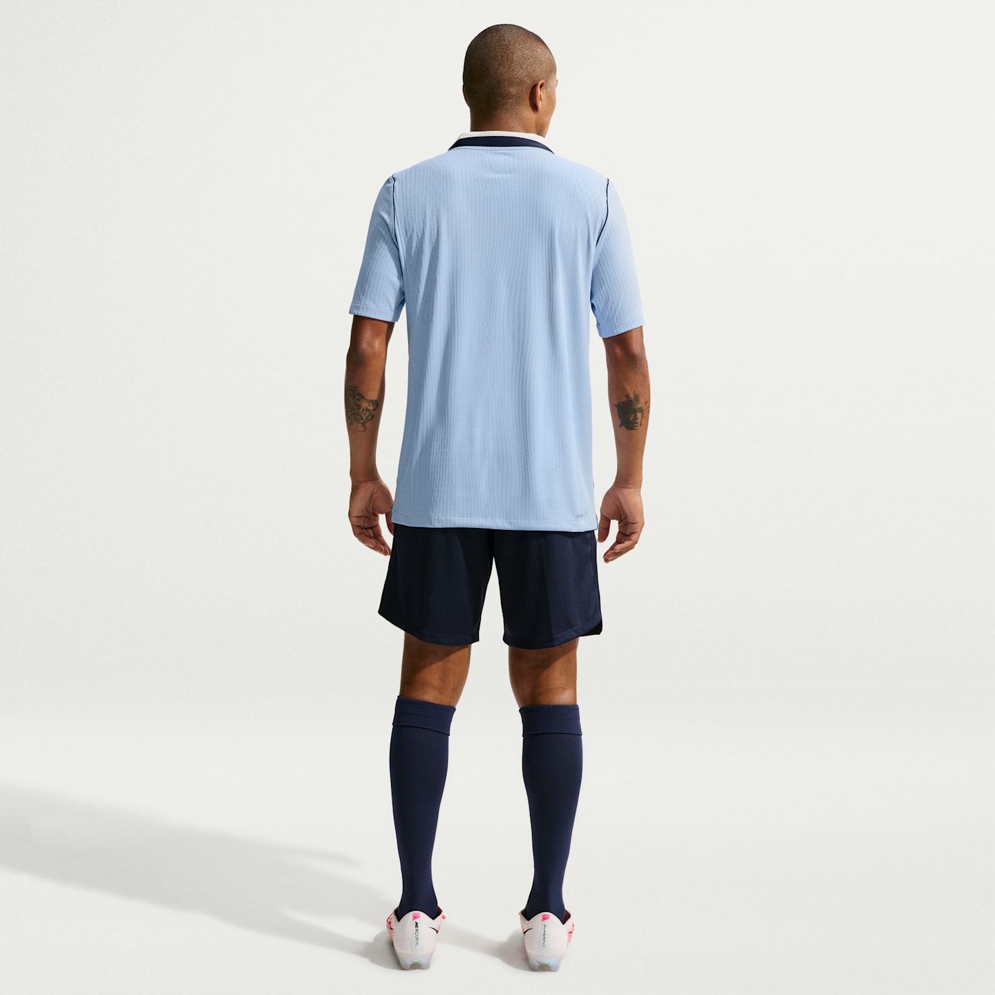 Мужской топ Nike Uruguay 2026 Match Home Aero-FIT Soccer Authentic Jersey, цвет: Королевский синий / Обсидиановый — фото 5