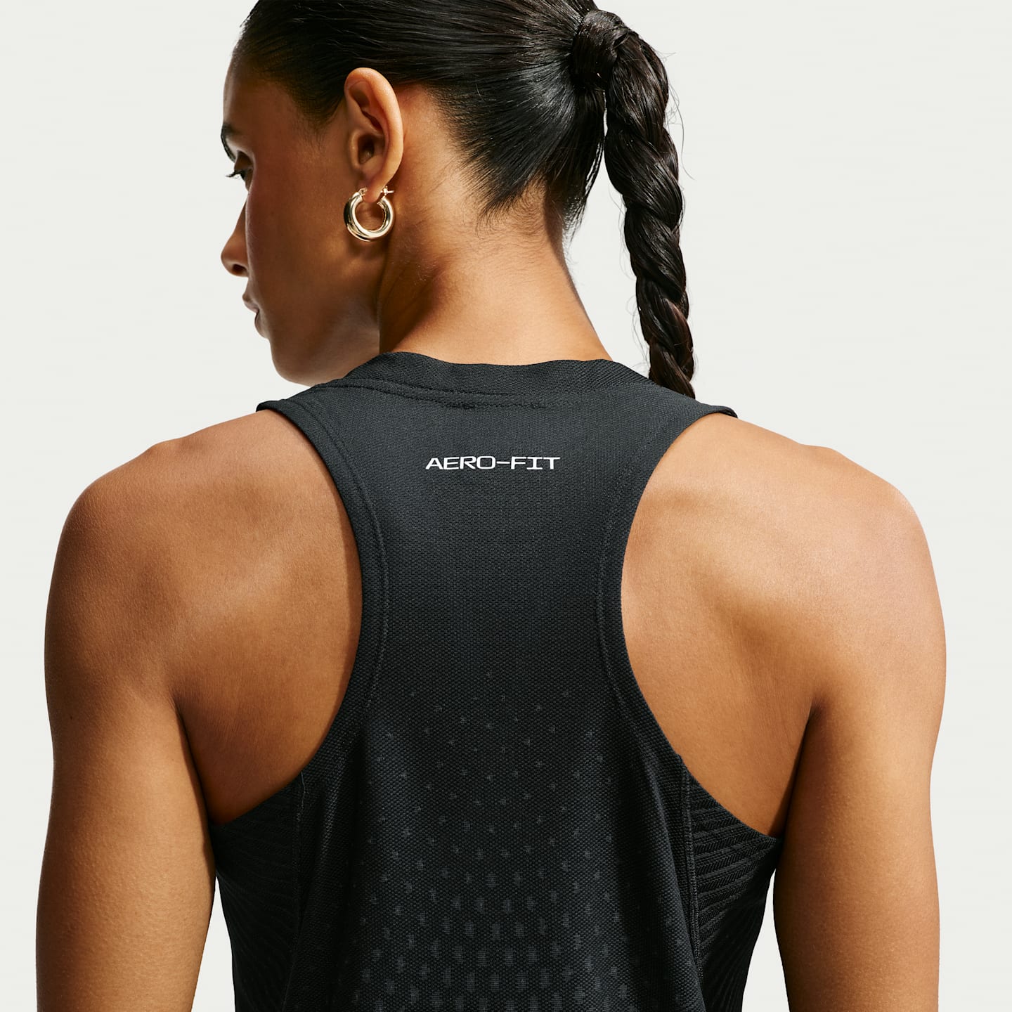 Женская теннисная майка NikeCourt Advantage Aero-FIT, цвет: Чёрный / Белый — фото 2