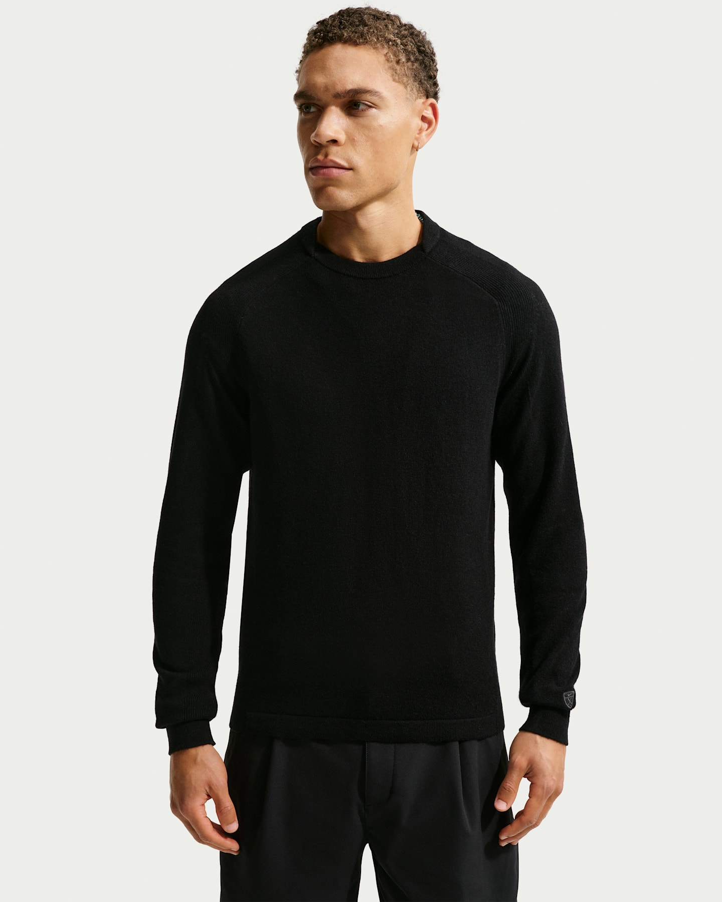 Мужской топ Nike Tailored Performance Crew-Neck Golf Crew-Neck Top, цвет: Чёрный / Антрацитовый — фото 6