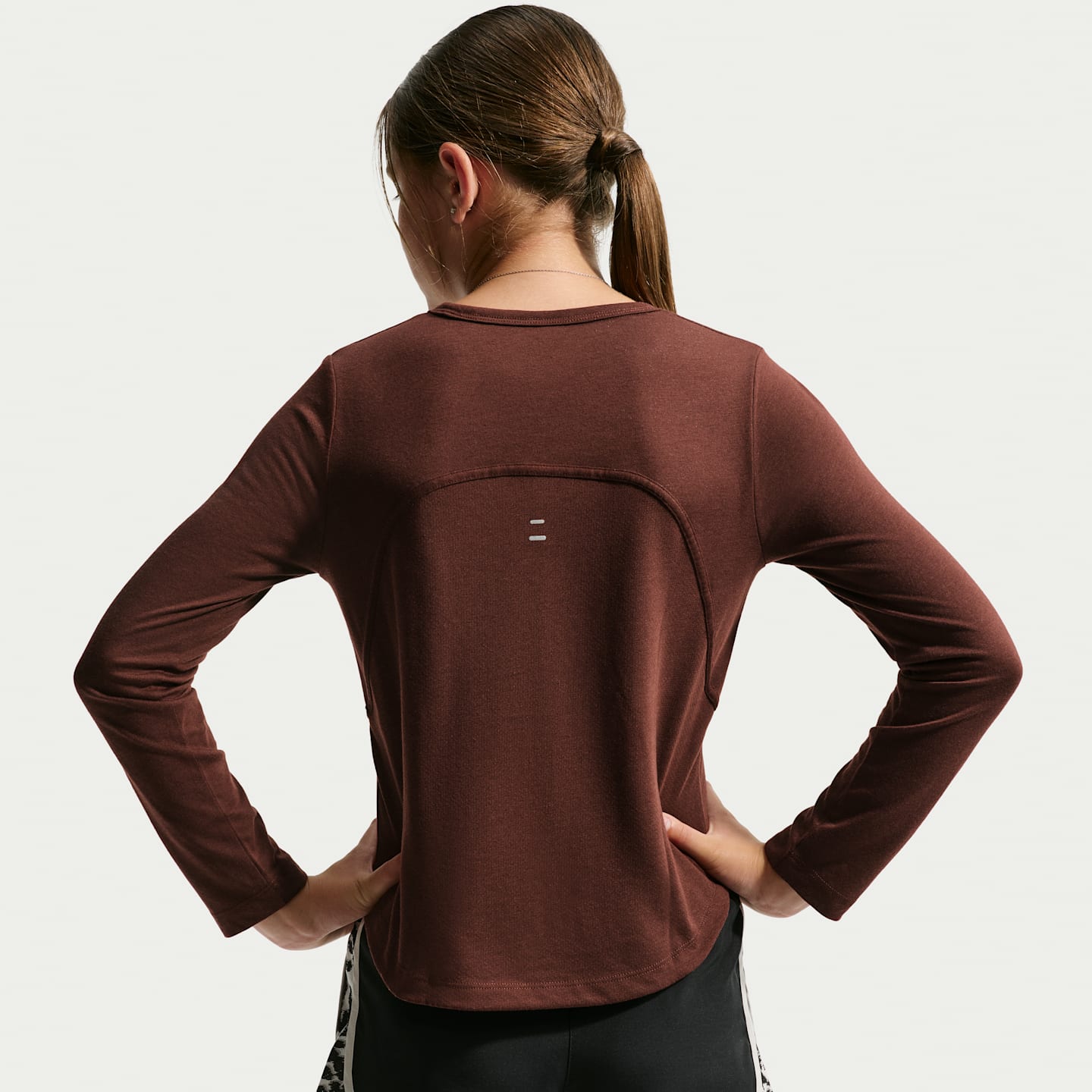 Топ Nike Tempo Dri-FIT Long-Sleeve Running Top для девочек, цвет: Mystic Dates/Mystic Dates — фото 2