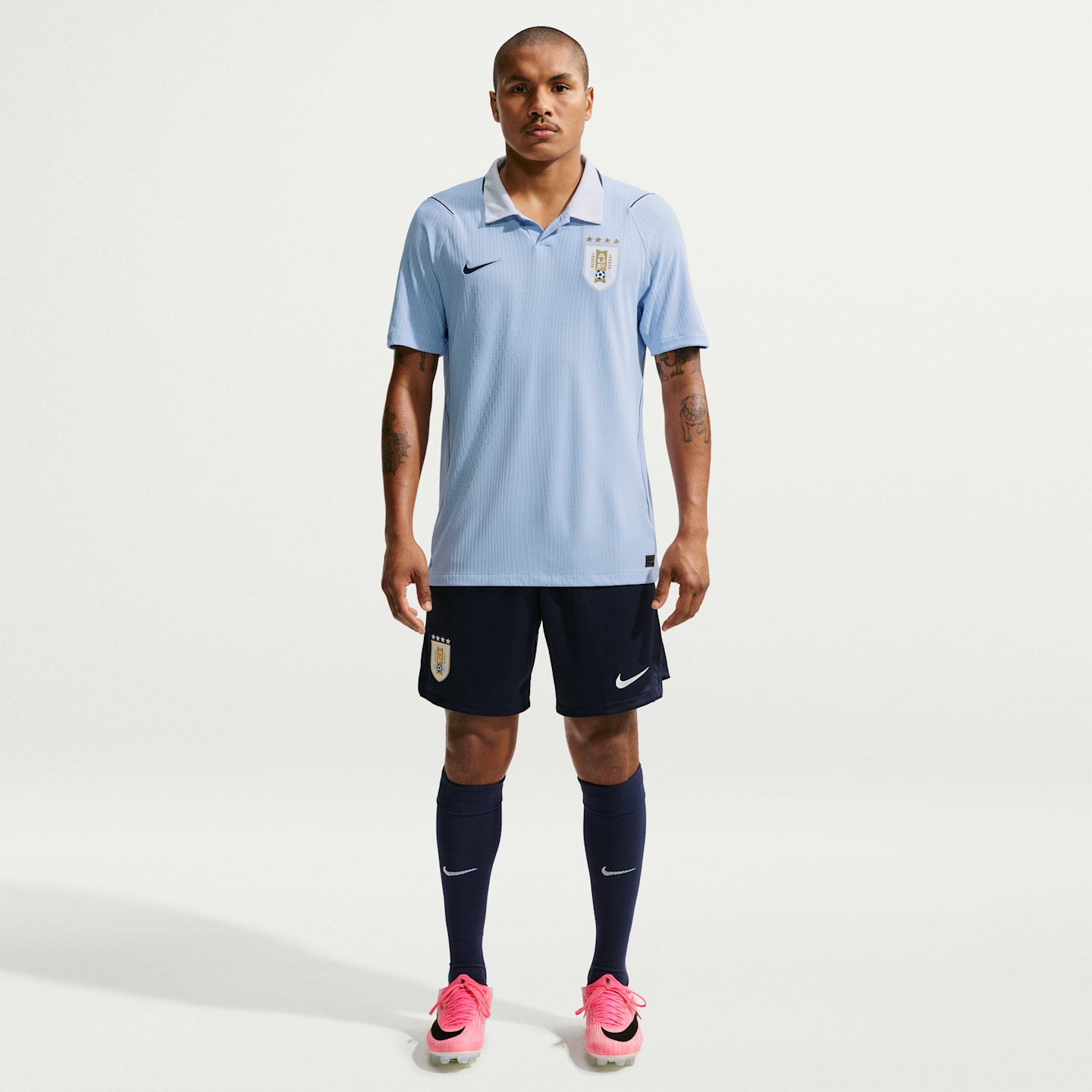 Мужской топ Nike Uruguay 2026 Match Home Aero-FIT Soccer Authentic Jersey, цвет: Королевский синий / Обсидиановый — фото 4