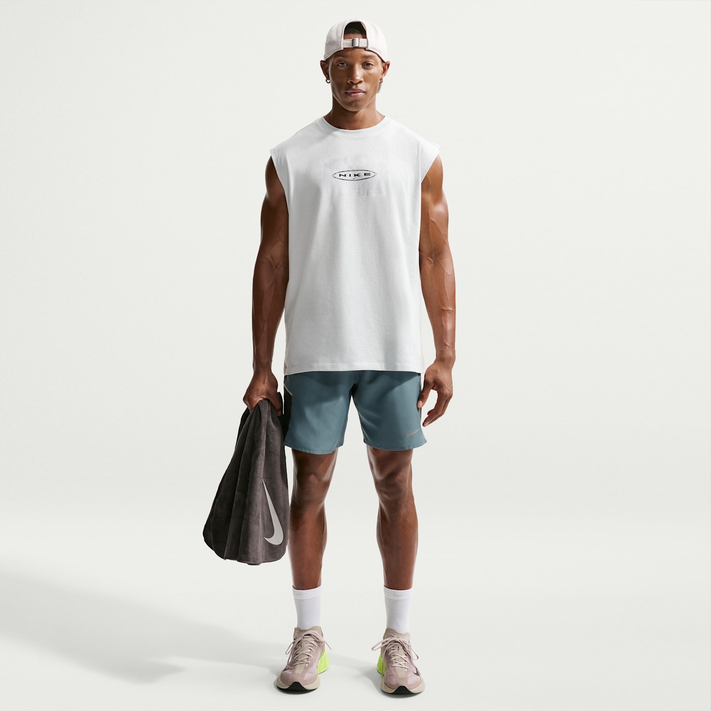 Мужская беговая футболка Nike без рукавов свободного кроя, цвет: Молочный белый — фото 4