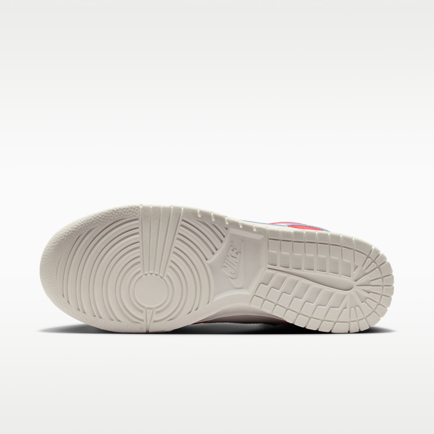 Женские кроссовки Nike Dunk Low, цвет: Красный / Молочный — фото 2