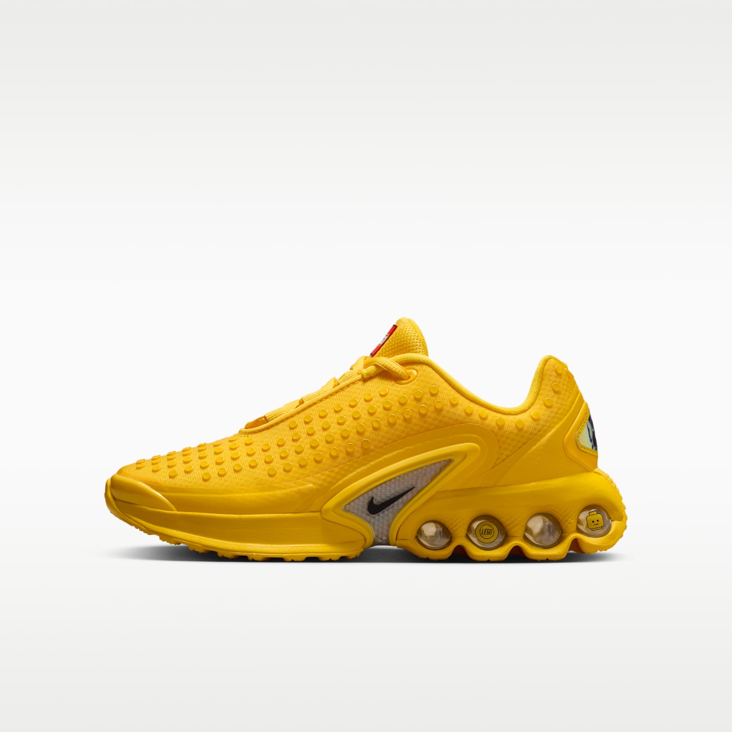 Детские кроссовки Nike Air Max Dn x LEGO® Collection, цвет: Жёлтый / Кислотно-жёлтый — фото 1