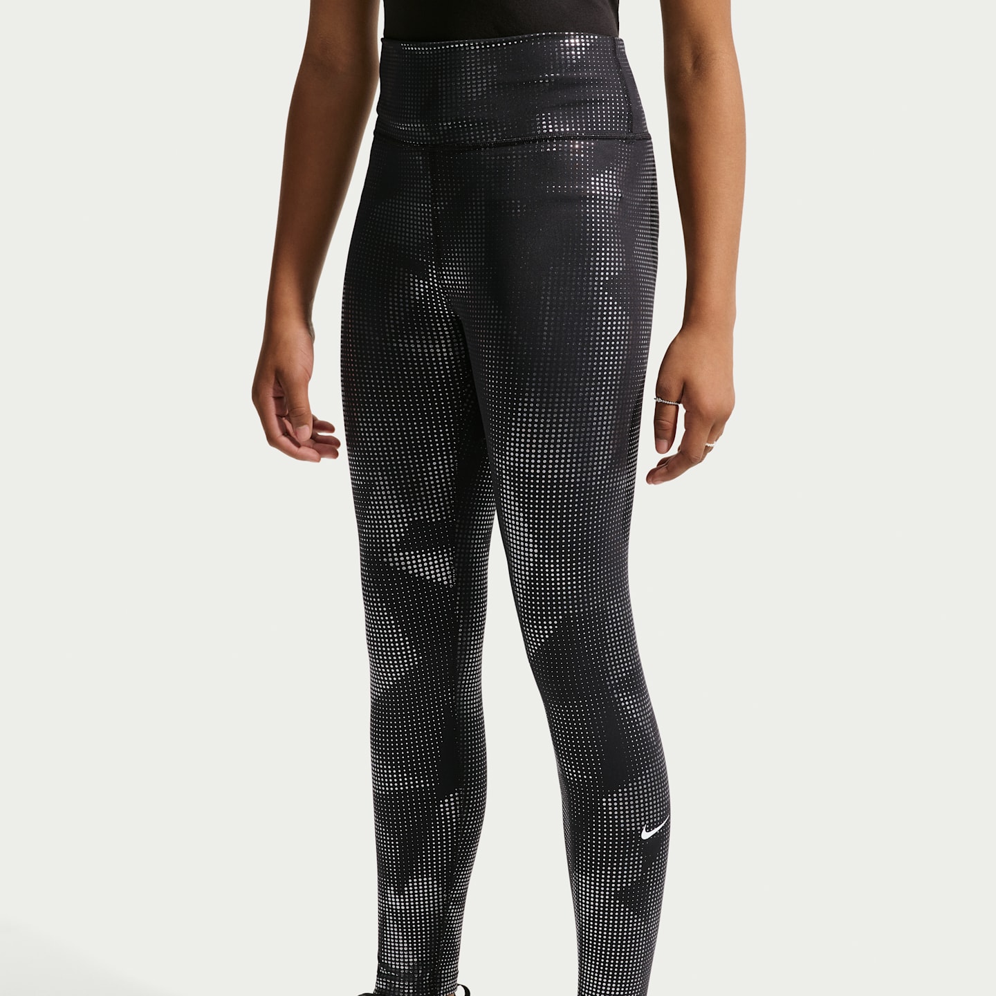 Леггинсы Nike One для девочек, цвет: Чёрный / Белый — фото 2