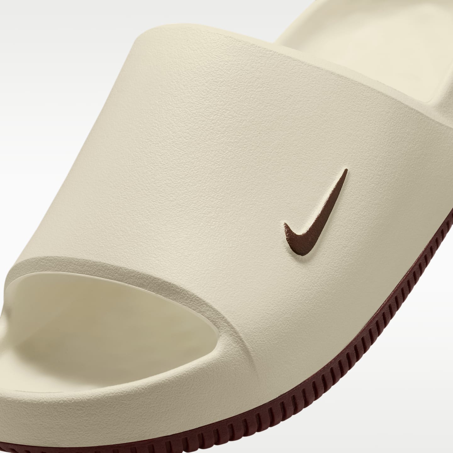 Мужские сандалии Nike Calm (Virginia Tech) College, цвет: Молочный / Тёмно-бордовый — фото 6